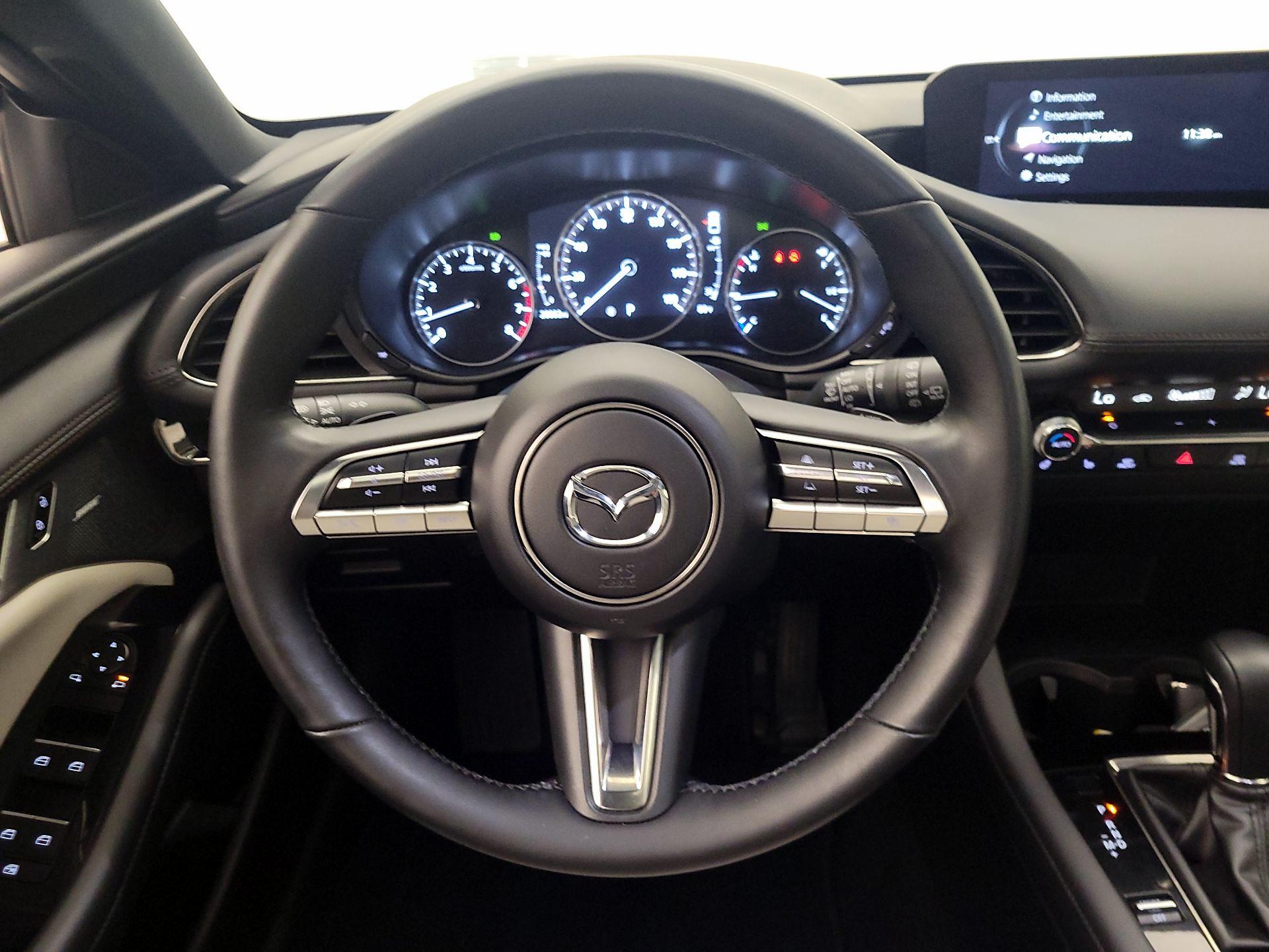 Thumbnail: 2022 Mazda Mazda3 - 10