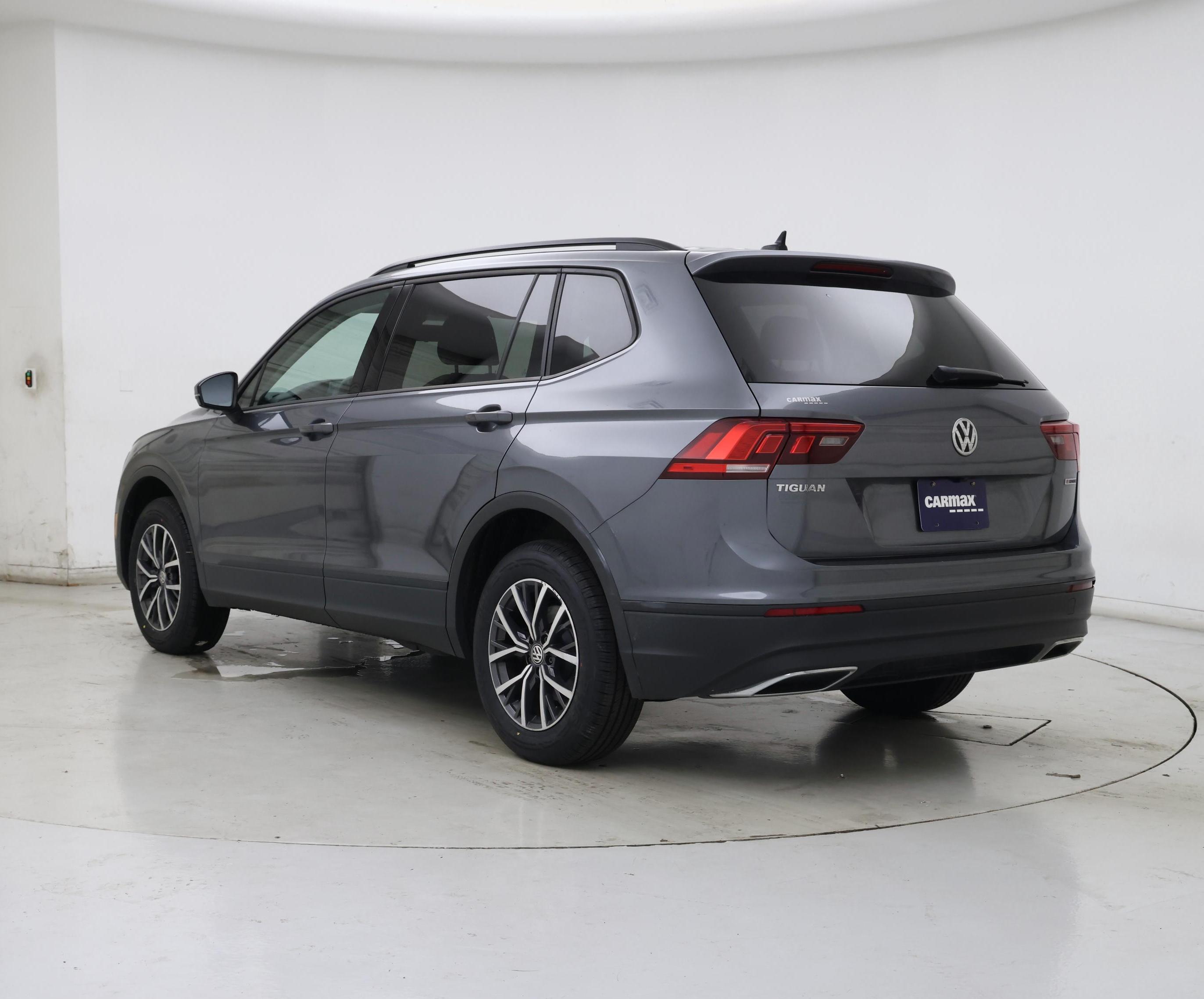 Thumbnail: 2021 Volkswagen Tiguan - 2
