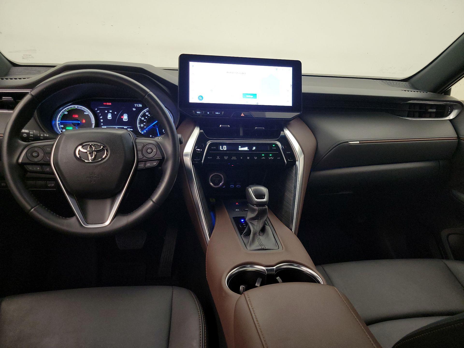 Thumbnail: 2023 Toyota Venza - 9