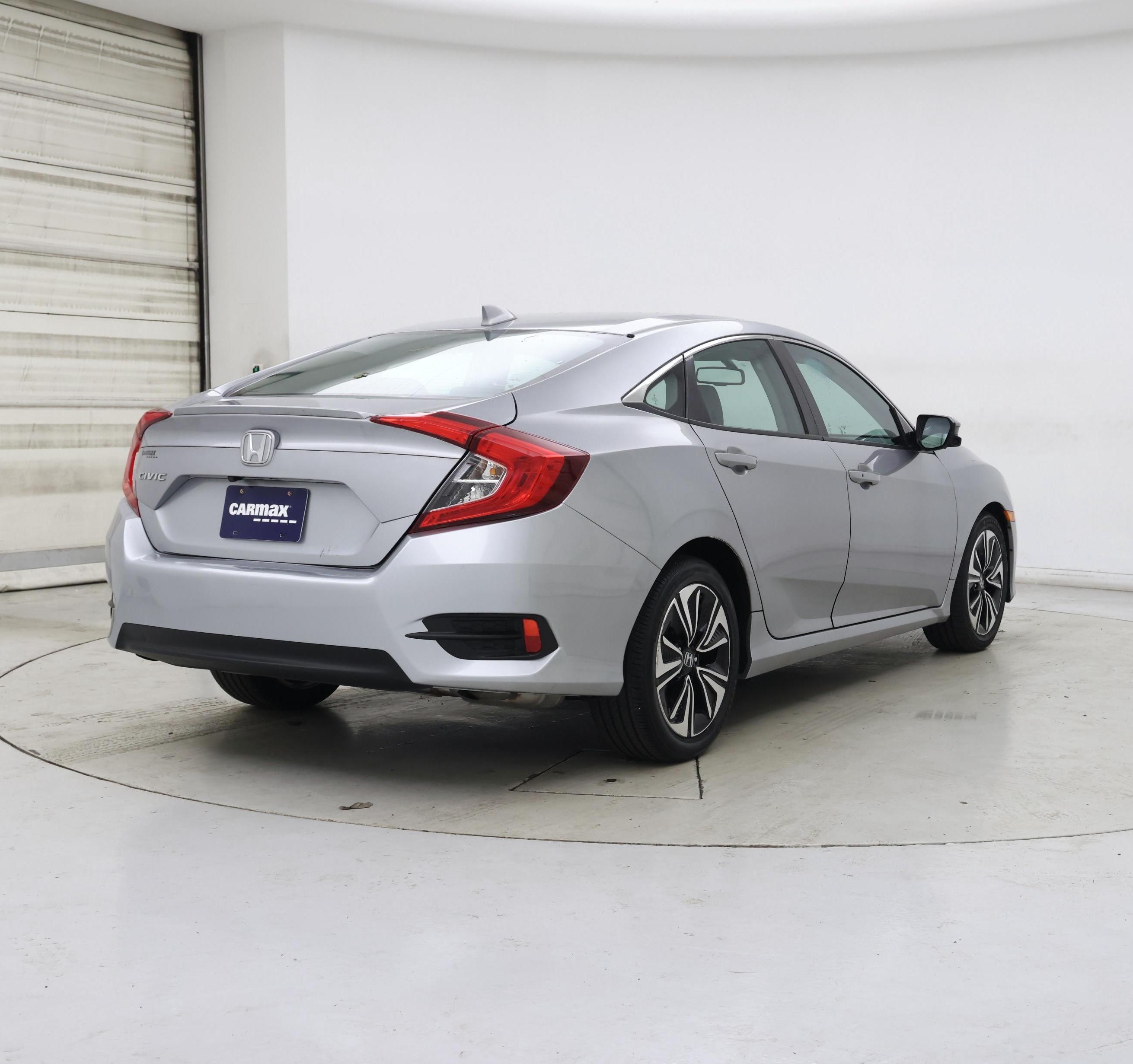Thumbnail: 2017 Honda Civic - 8