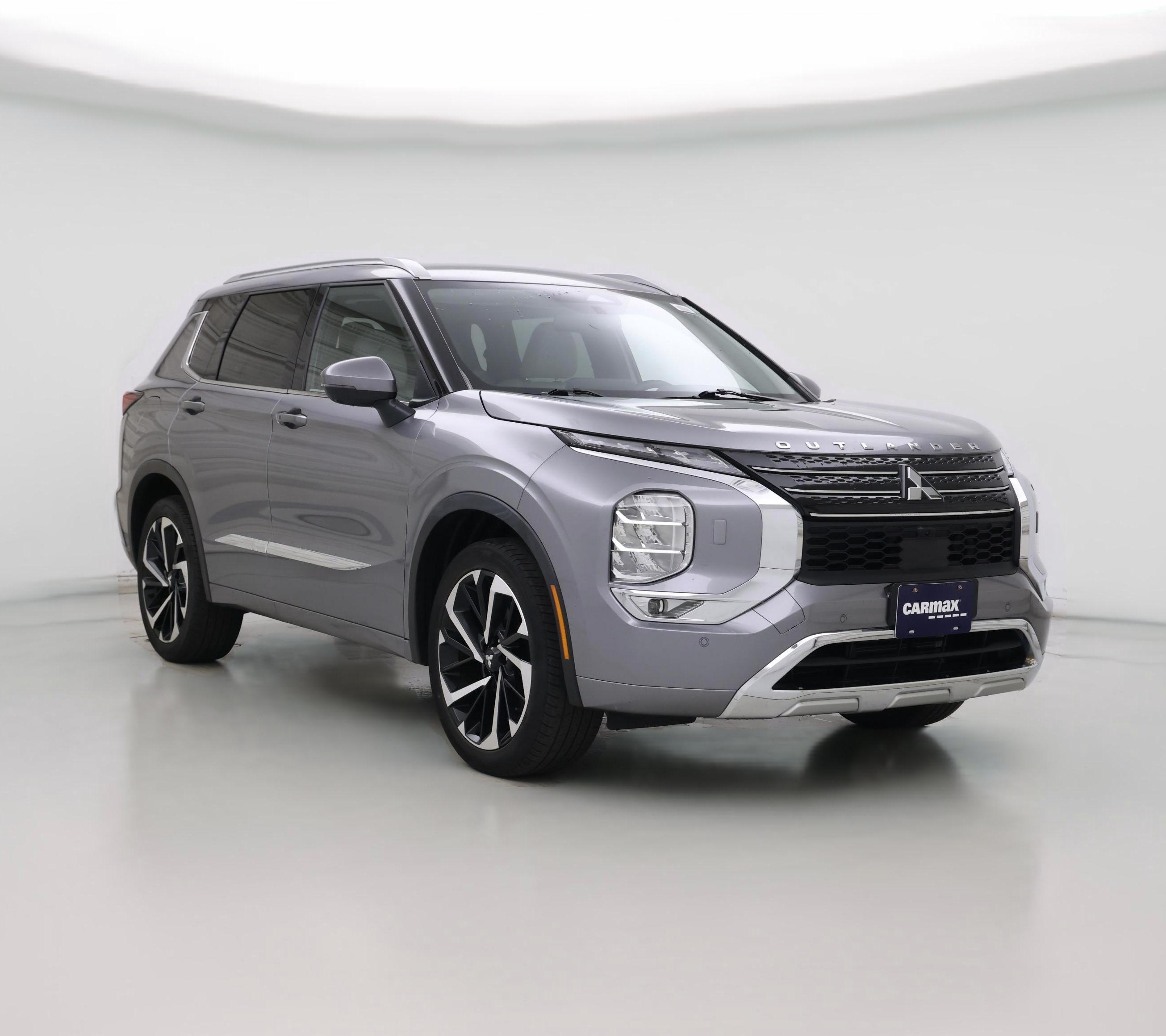 Thumbnail: 2022 Mitsubishi Outlander - 1