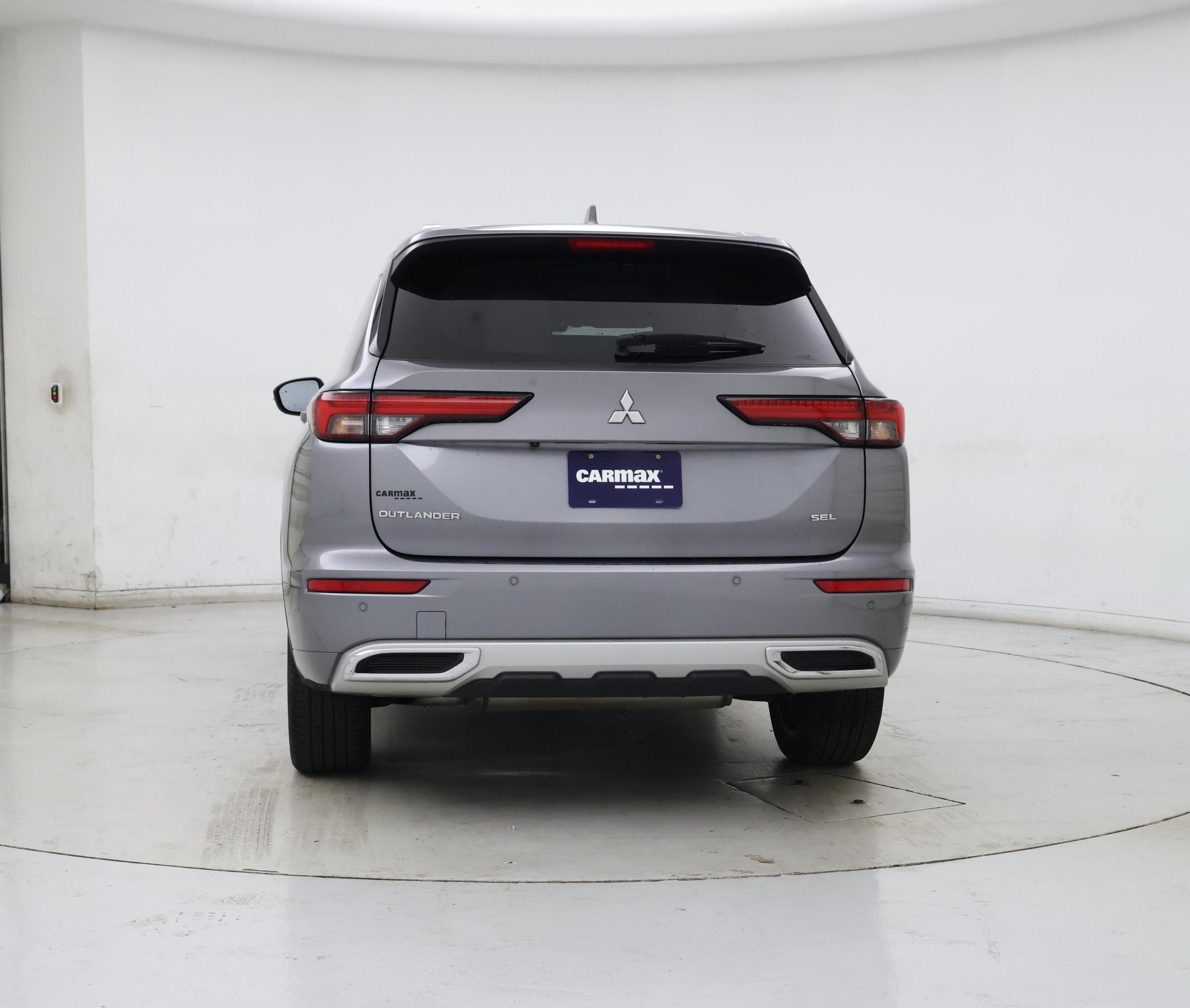 Thumbnail: 2022 Mitsubishi Outlander - 6