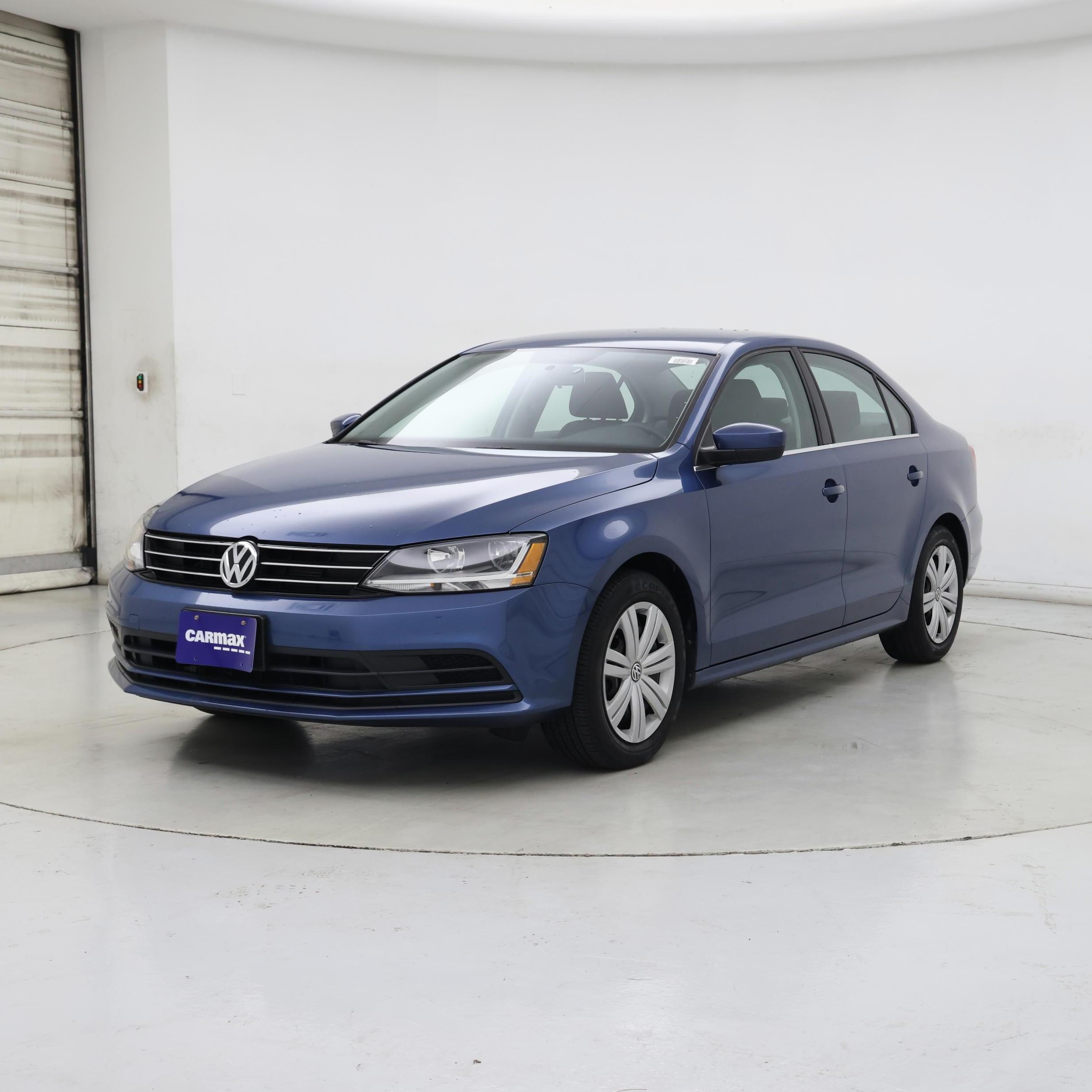 Thumbnail: 2017 Volkswagen Jetta - 4