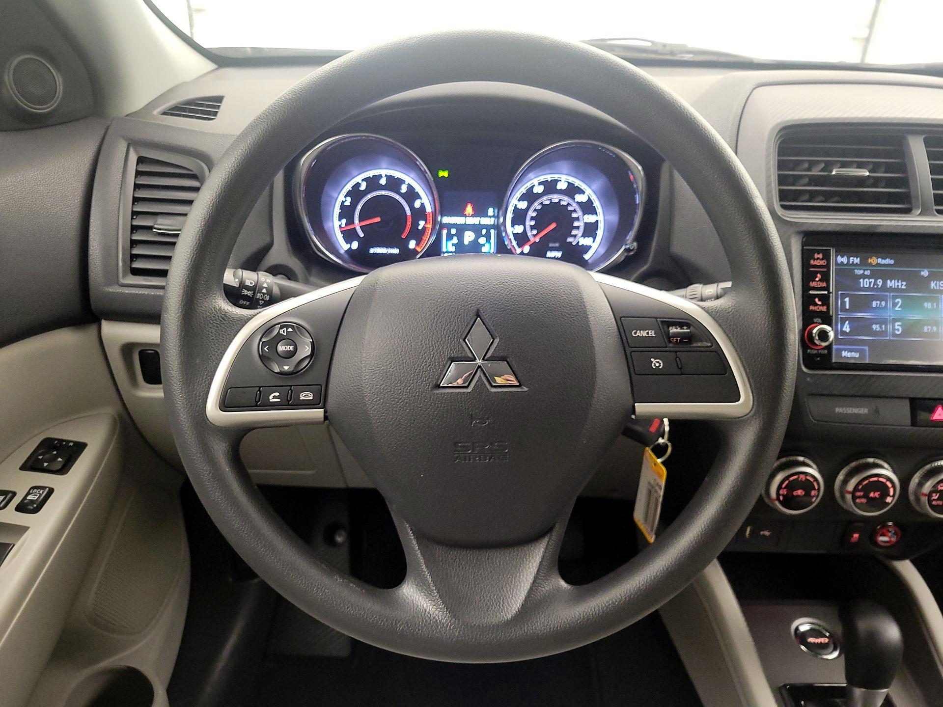 Thumbnail: 2020 Mitsubishi Outlander Sport - 10
