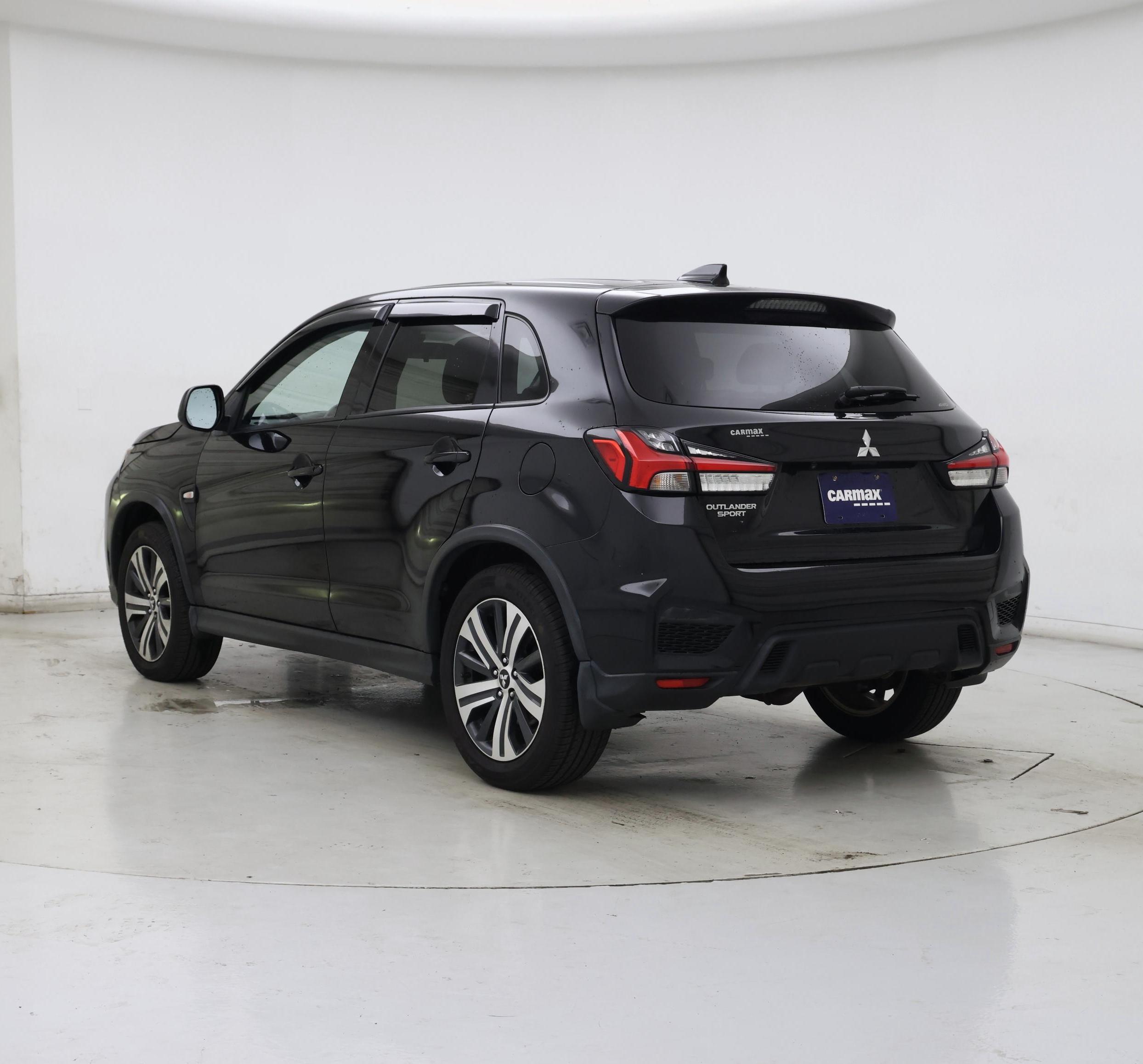 Thumbnail: 2020 Mitsubishi Outlander Sport - 2