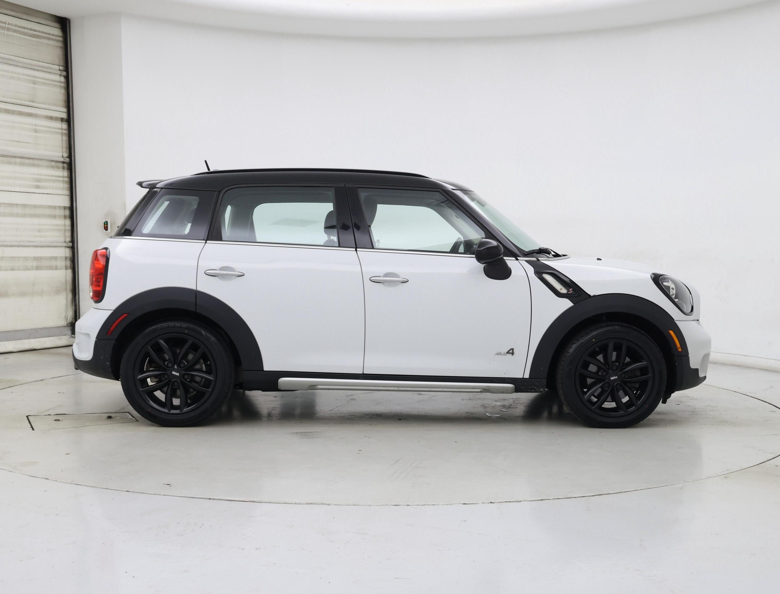 Thumbnail: 2016 MINI Cooper Countryman - 7