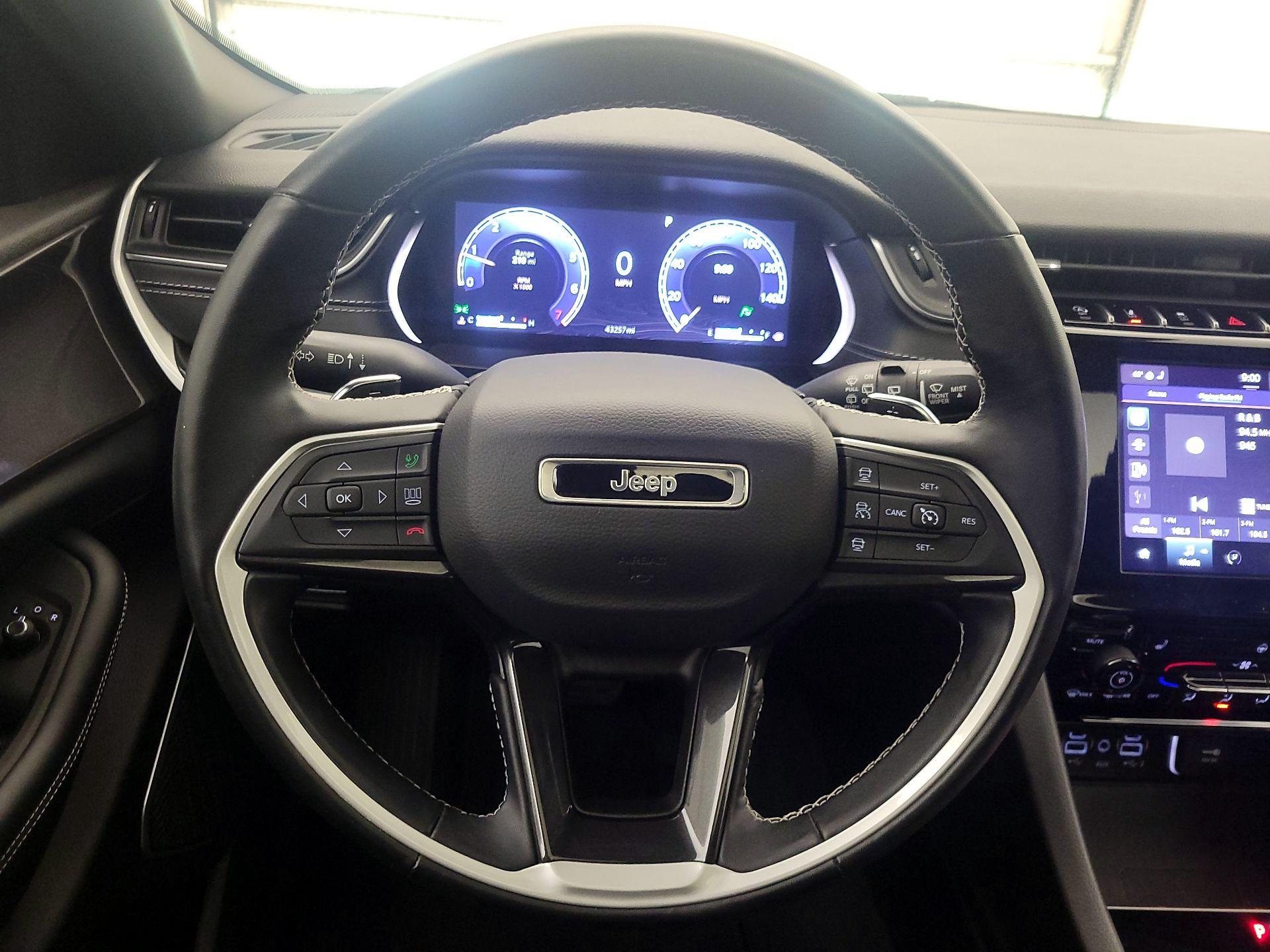 Thumbnail: 2022 Jeep Grand Cherokee - 10