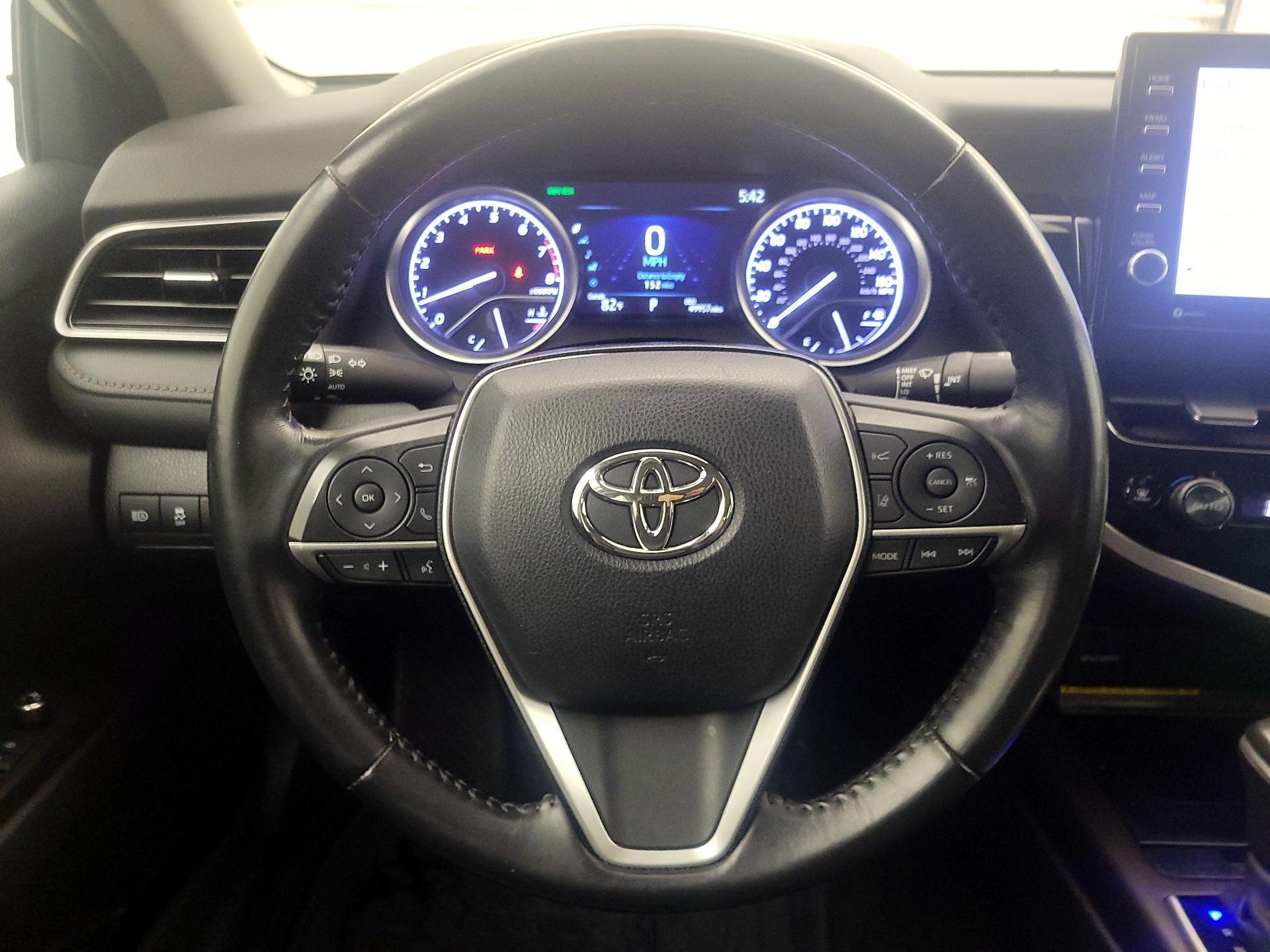 Thumbnail: 2021 Toyota Camry - 10