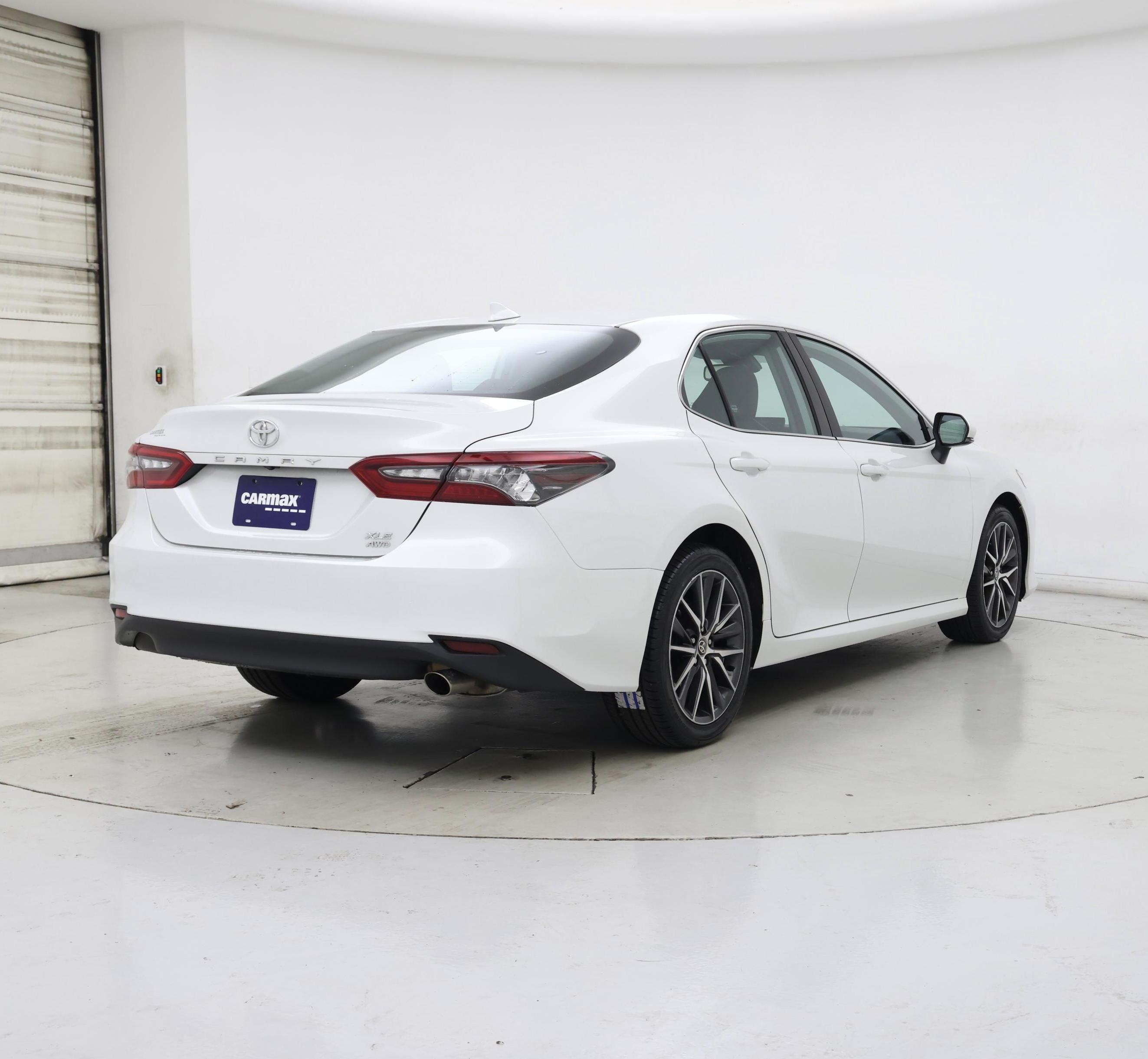 Thumbnail: 2021 Toyota Camry - 8