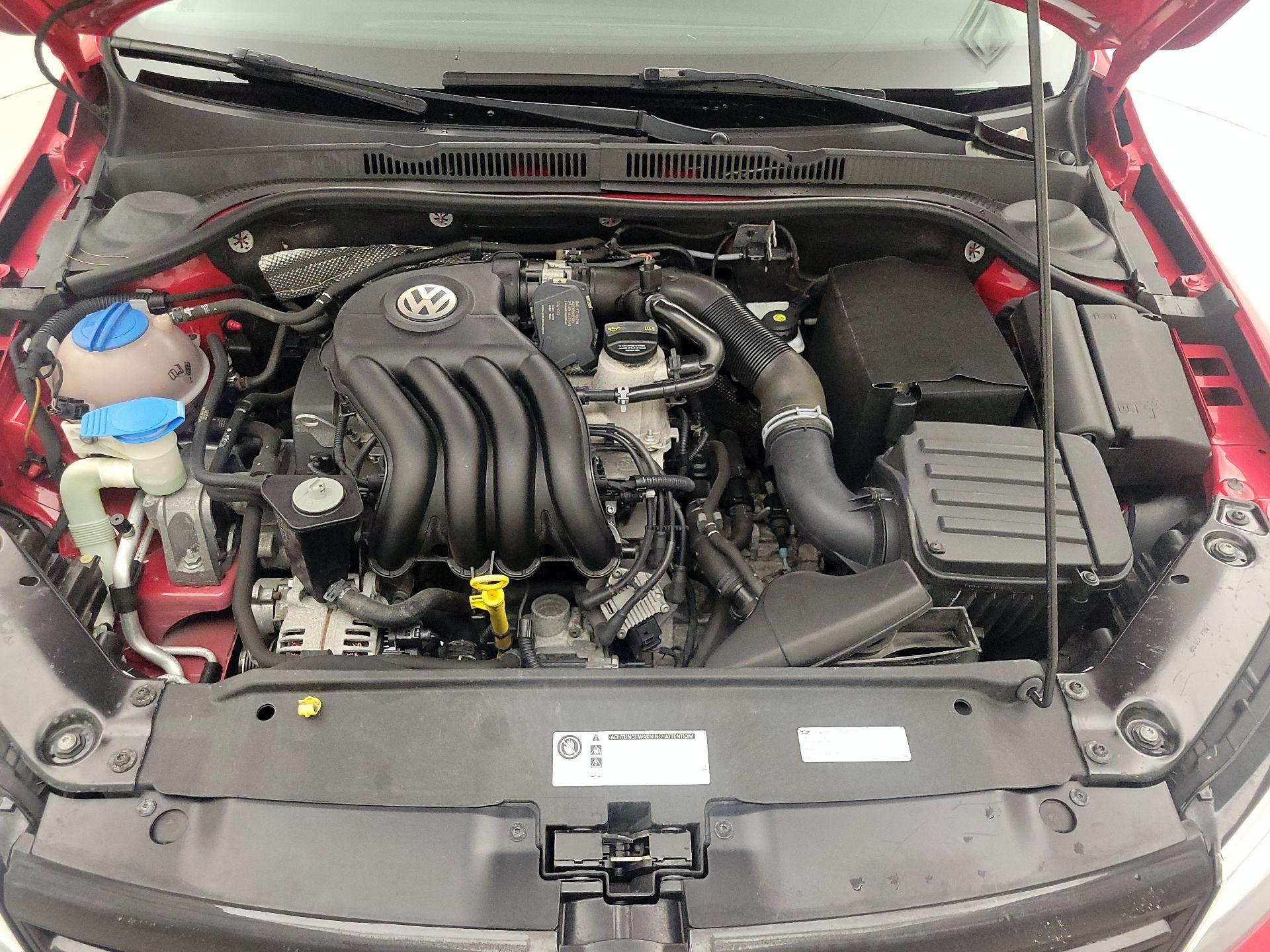 Thumbnail: 2014 Volkswagen Jetta - 20