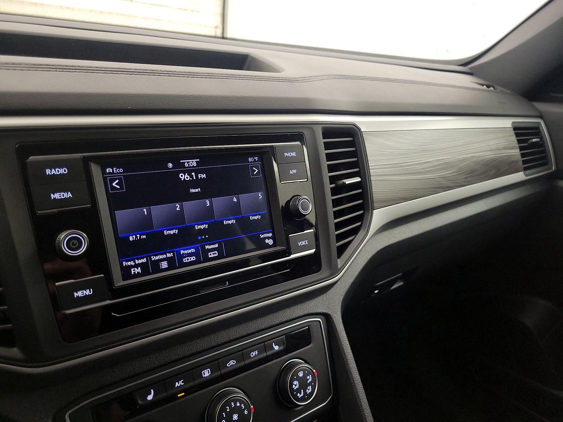Thumbnail: 2023 Volkswagen Atlas - 15