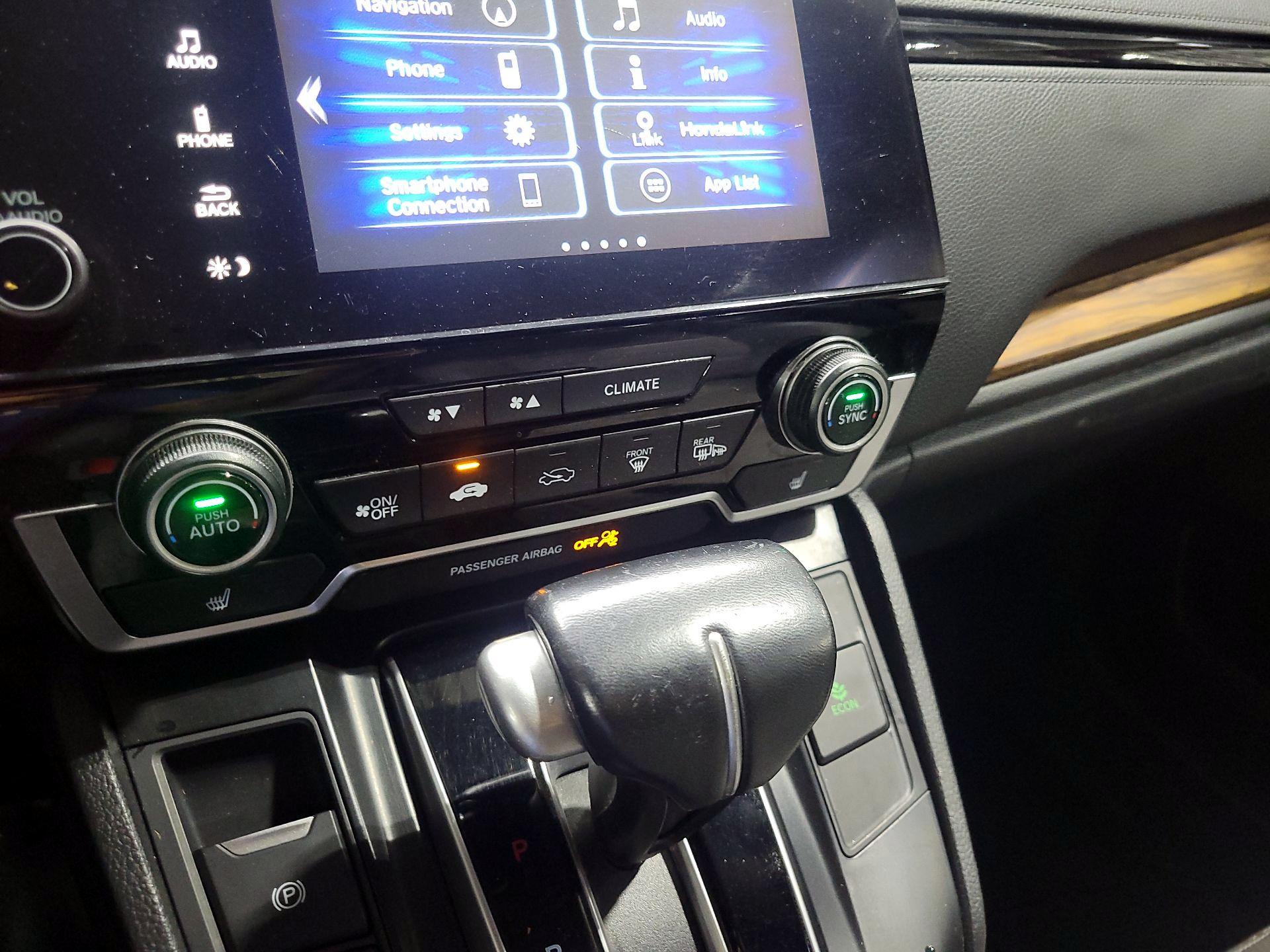 Thumbnail: 2019 Honda CR-V - 16