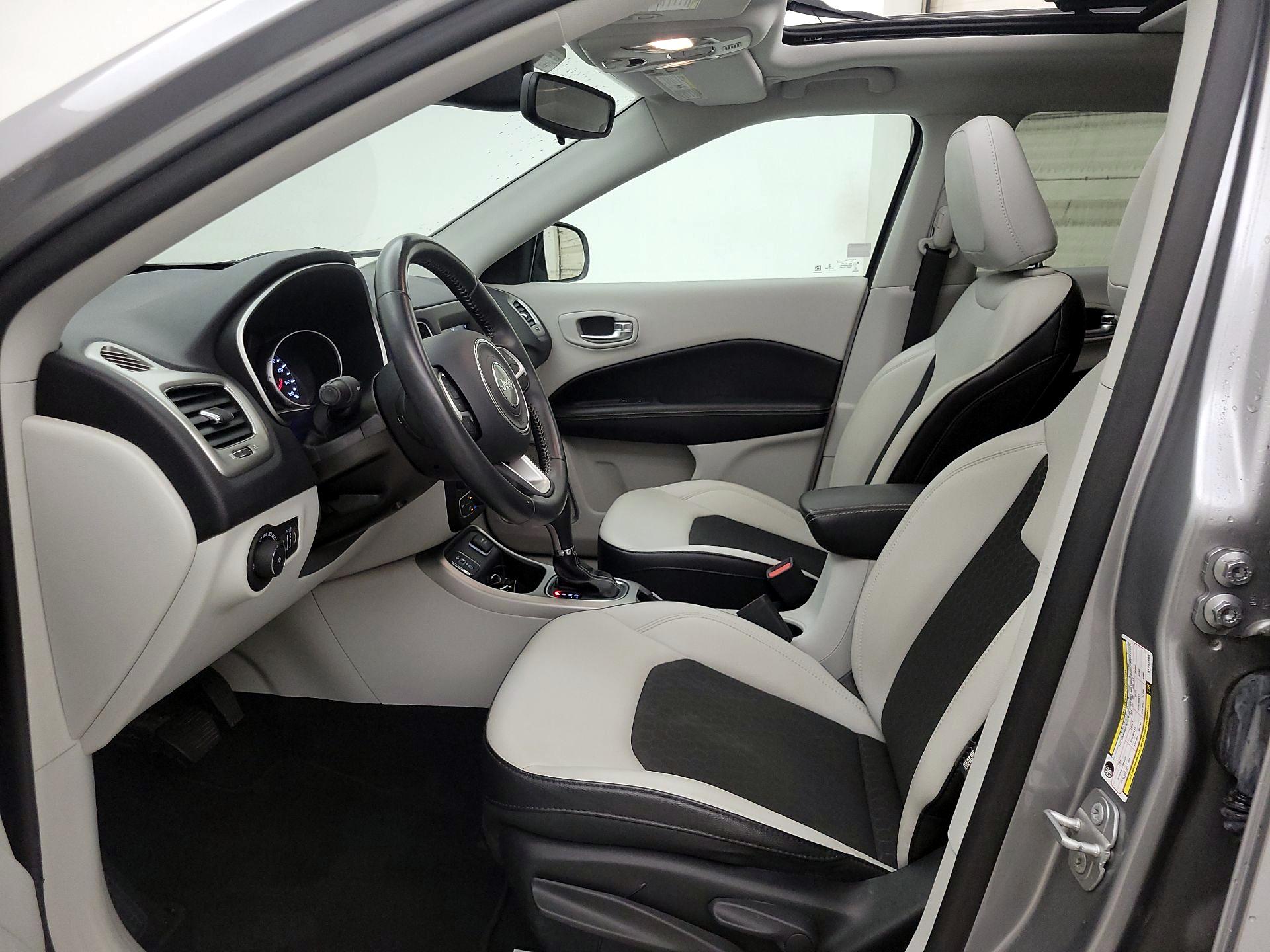 Thumbnail: 2019 Jeep Compass - 11