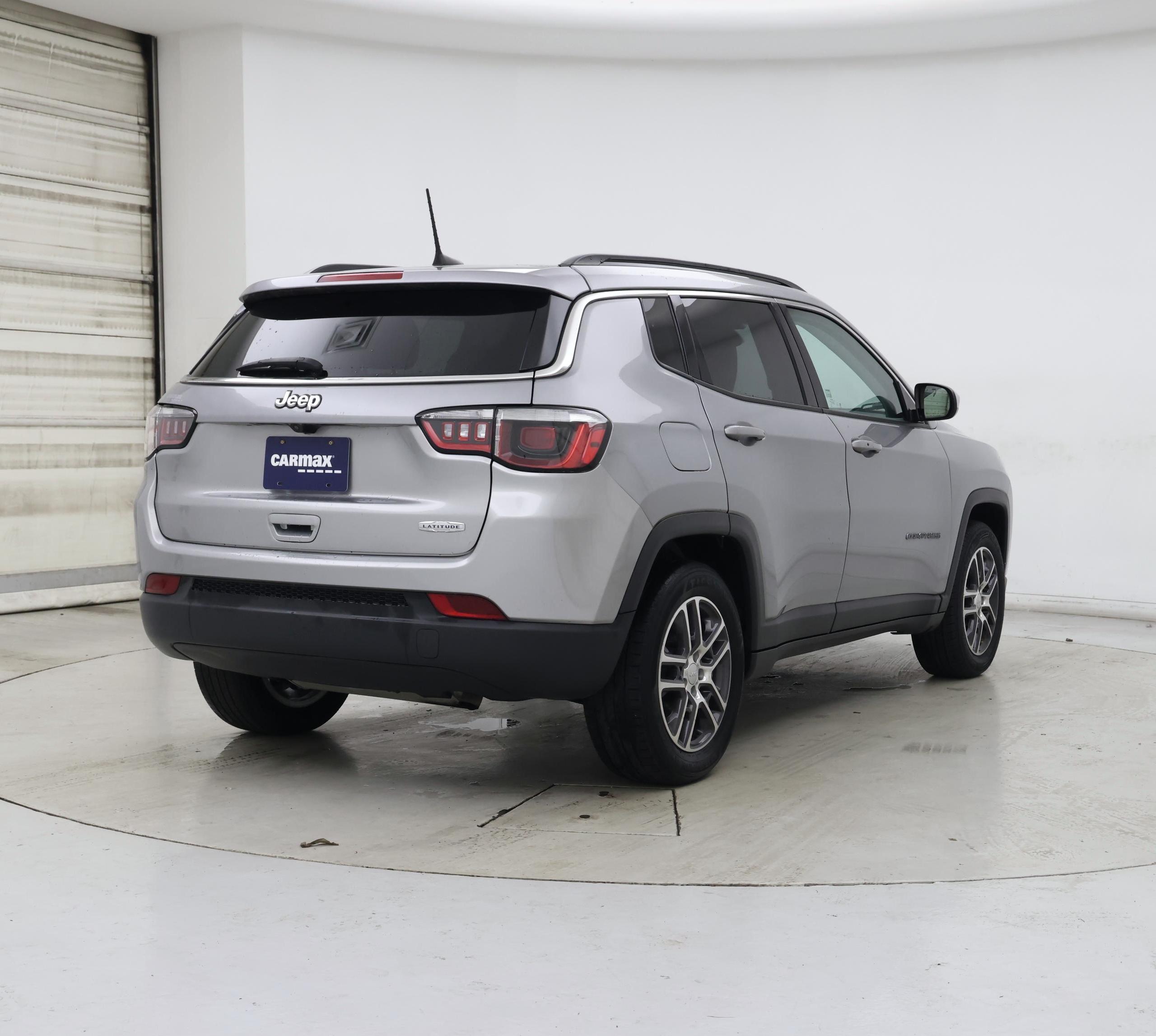 Thumbnail: 2019 Jeep Compass - 8