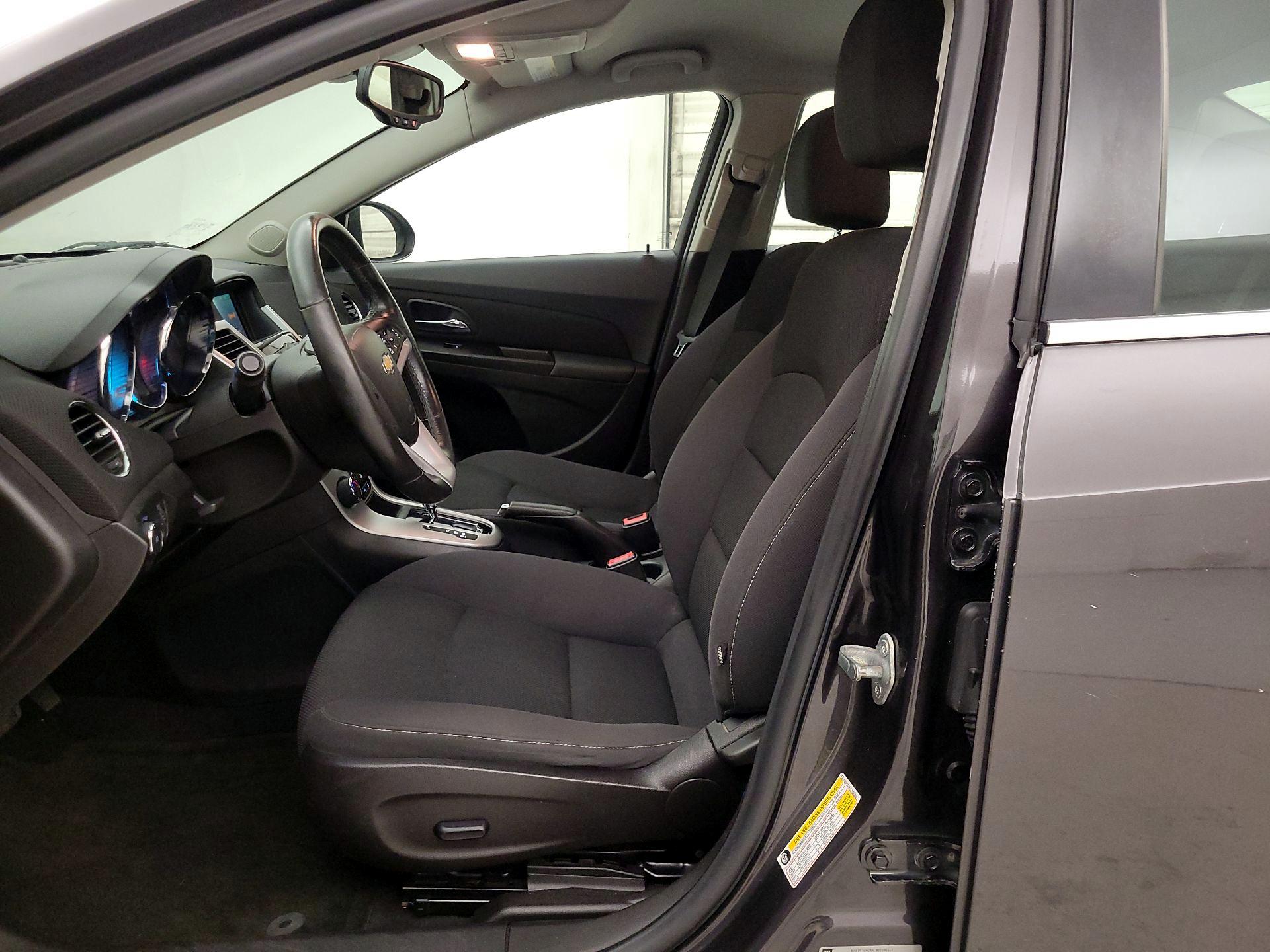Thumbnail: 2014 Chevrolet Cruze - 11