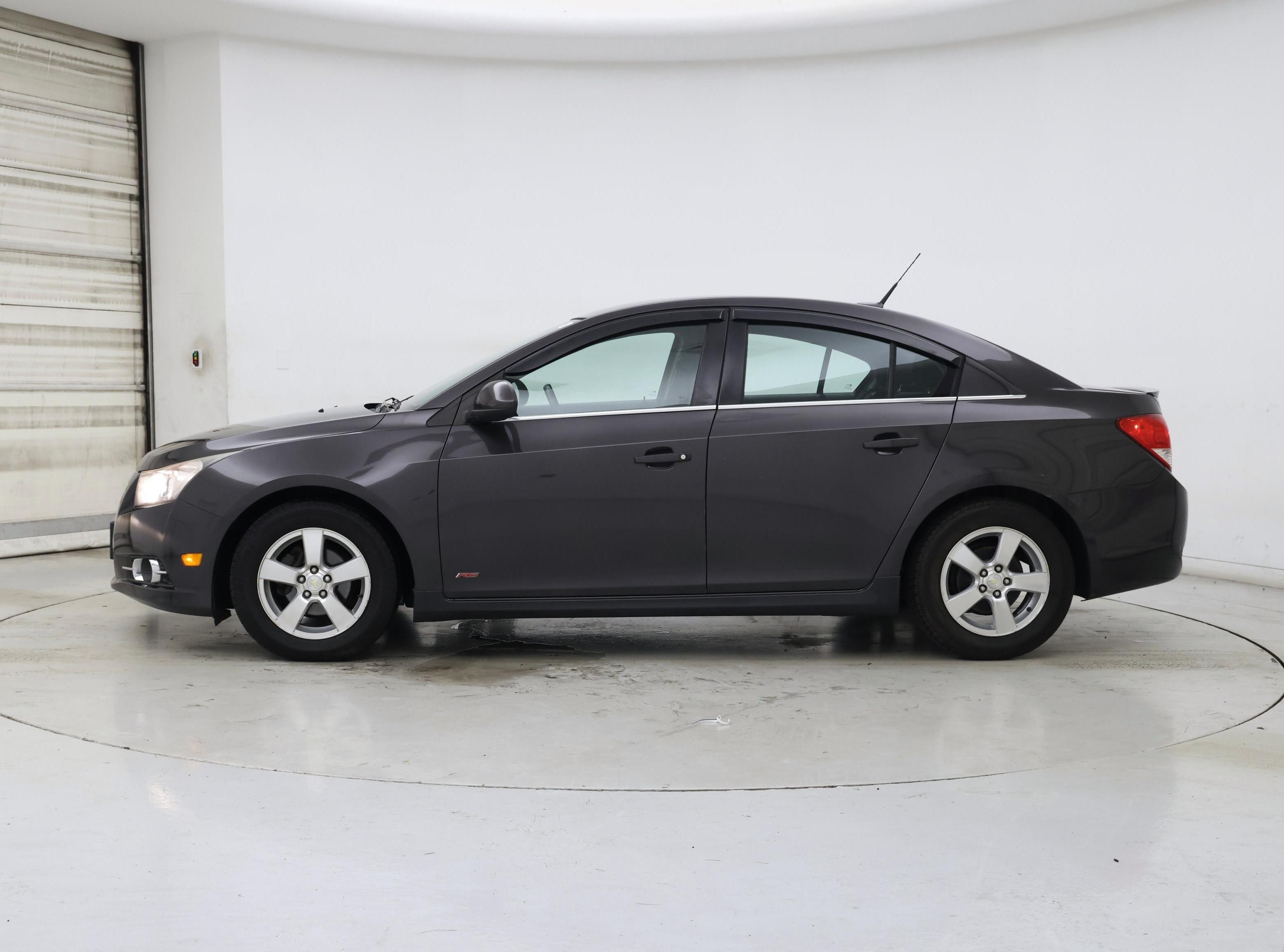 Thumbnail: 2014 Chevrolet Cruze - 3