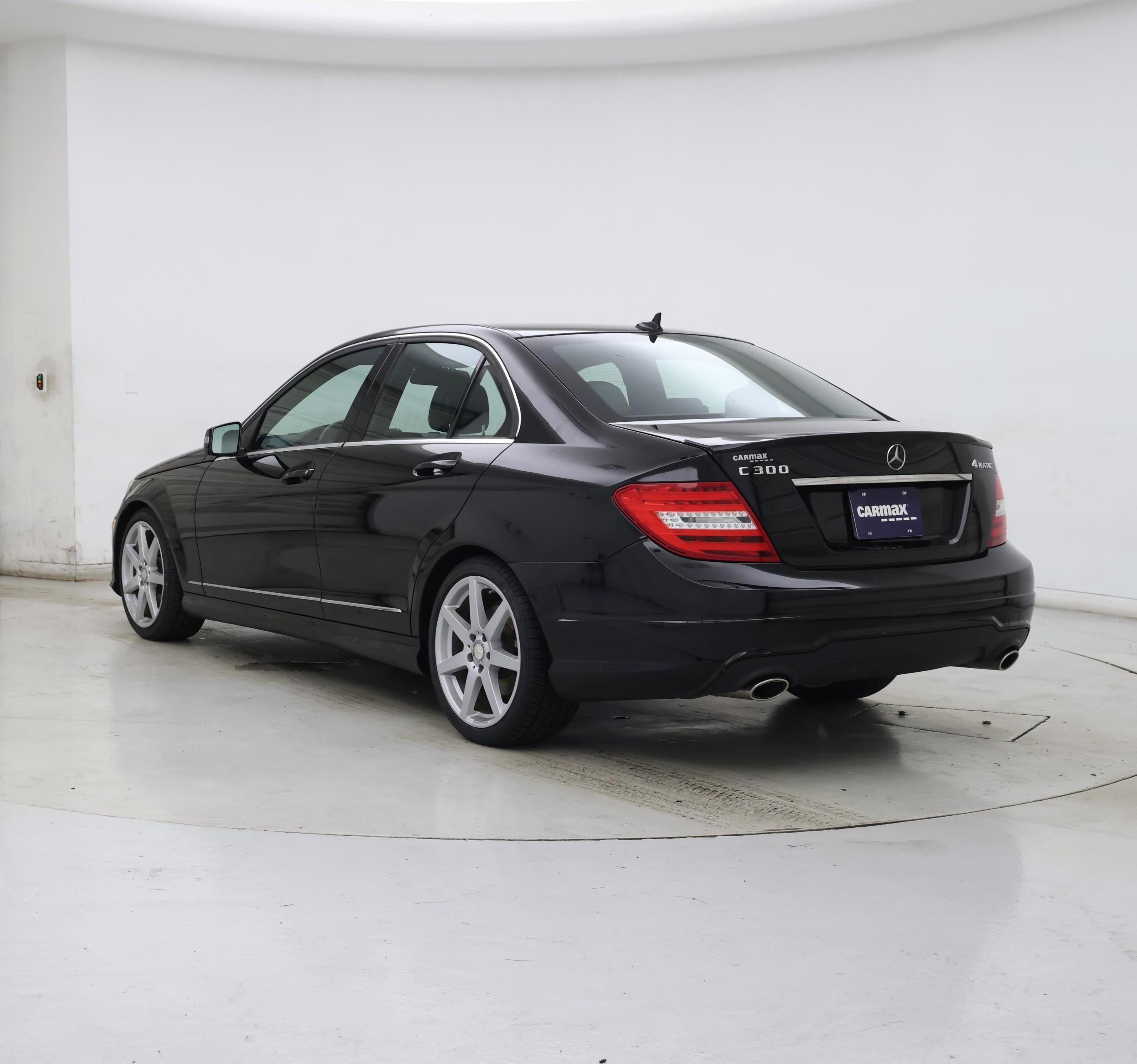 Thumbnail: 2014 Mercedes-Benz C-Class - 2
