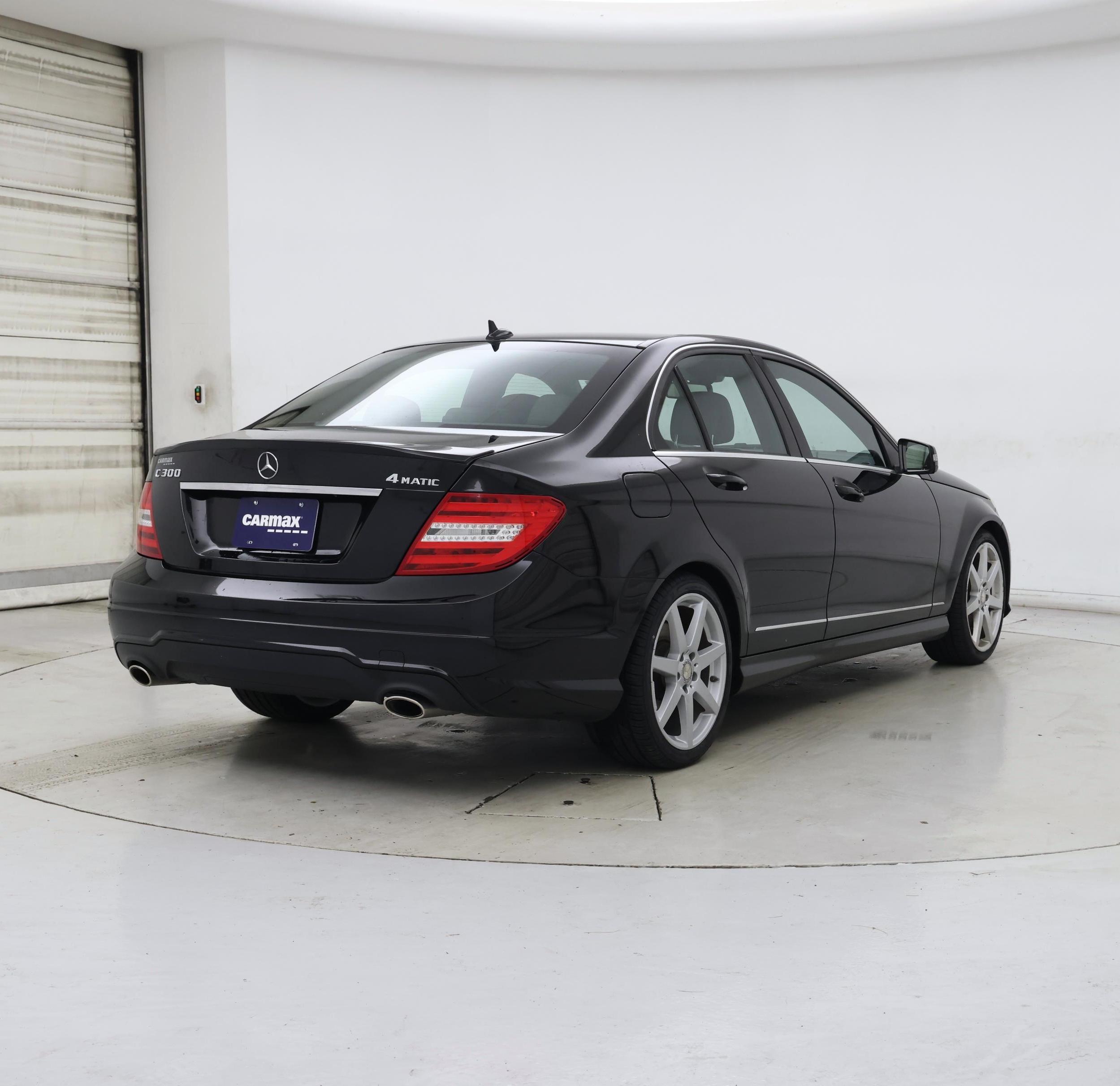 Thumbnail: 2014 Mercedes-Benz C-Class - 8