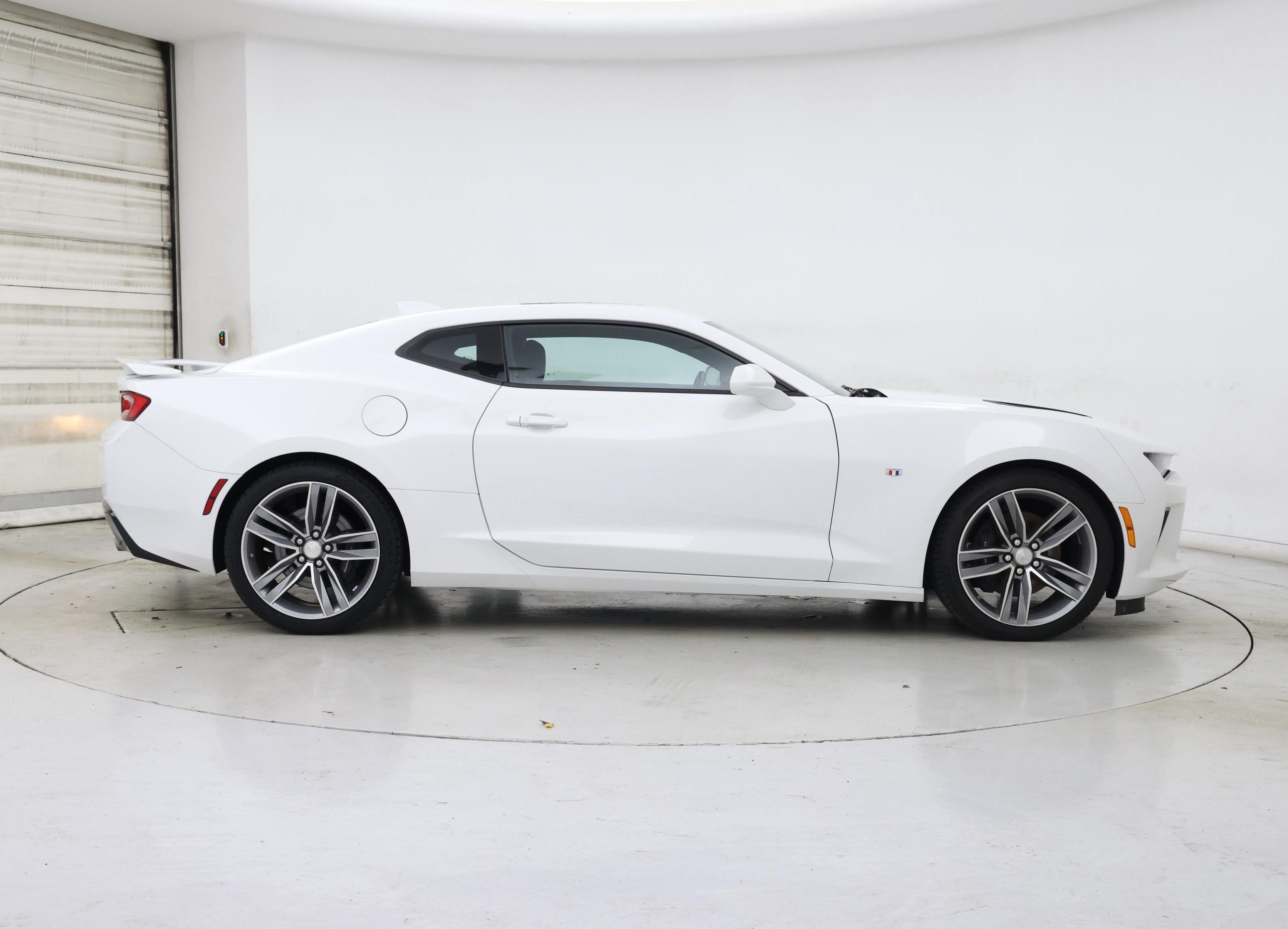 Thumbnail: 2017 Chevrolet Camaro - 7