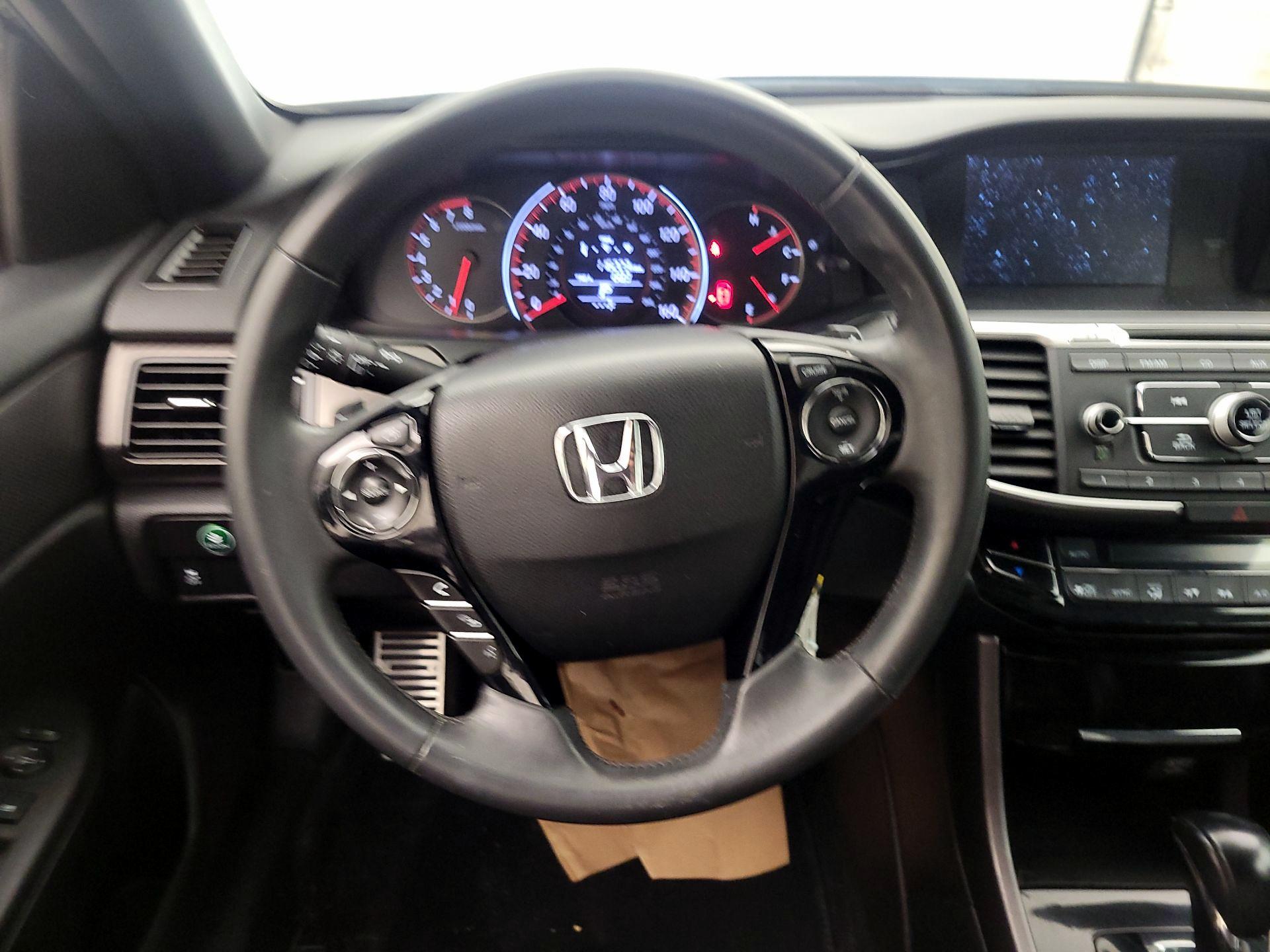 Thumbnail: 2016 Honda Accord - 10