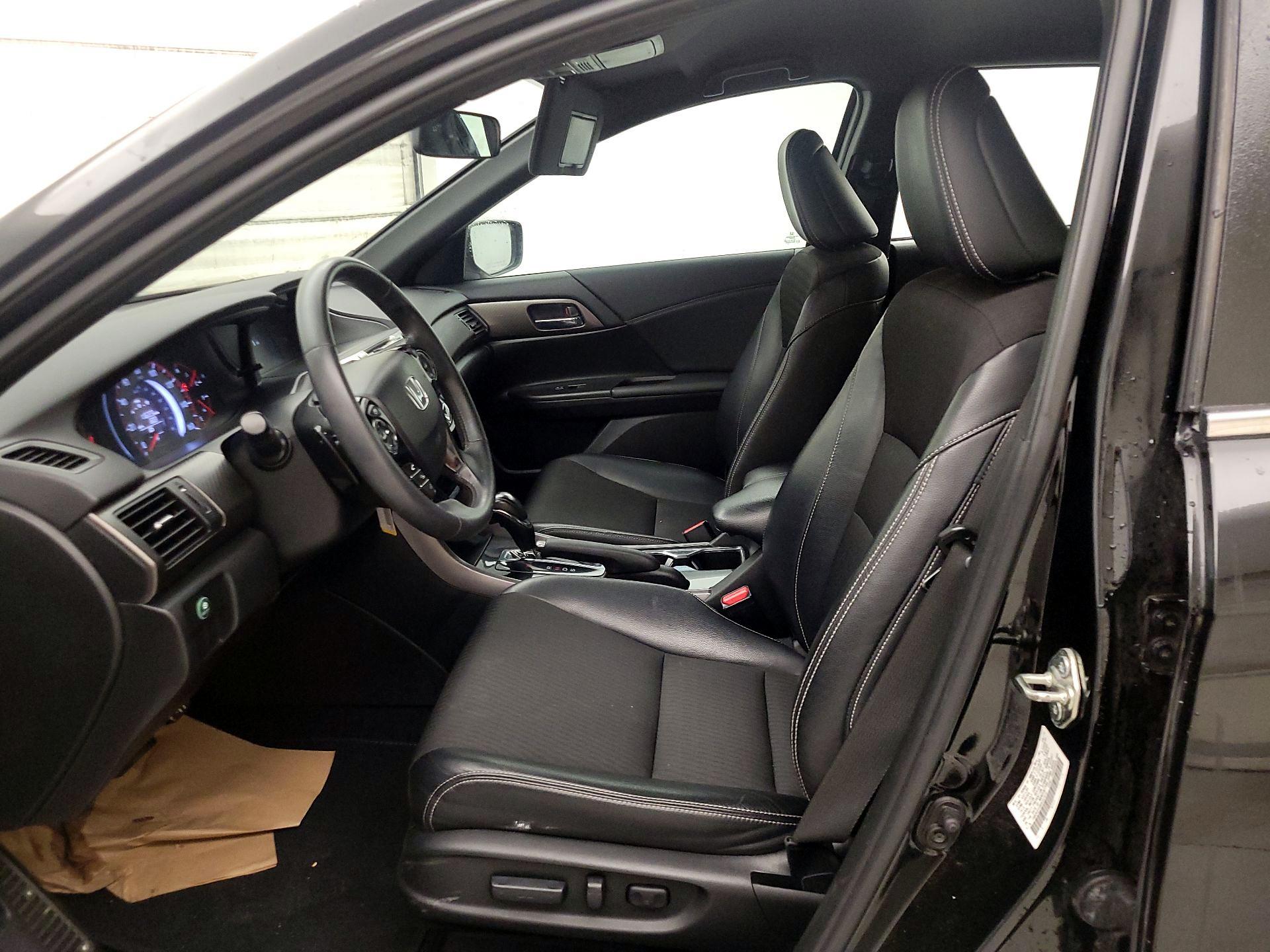 Thumbnail: 2016 Honda Accord - 11