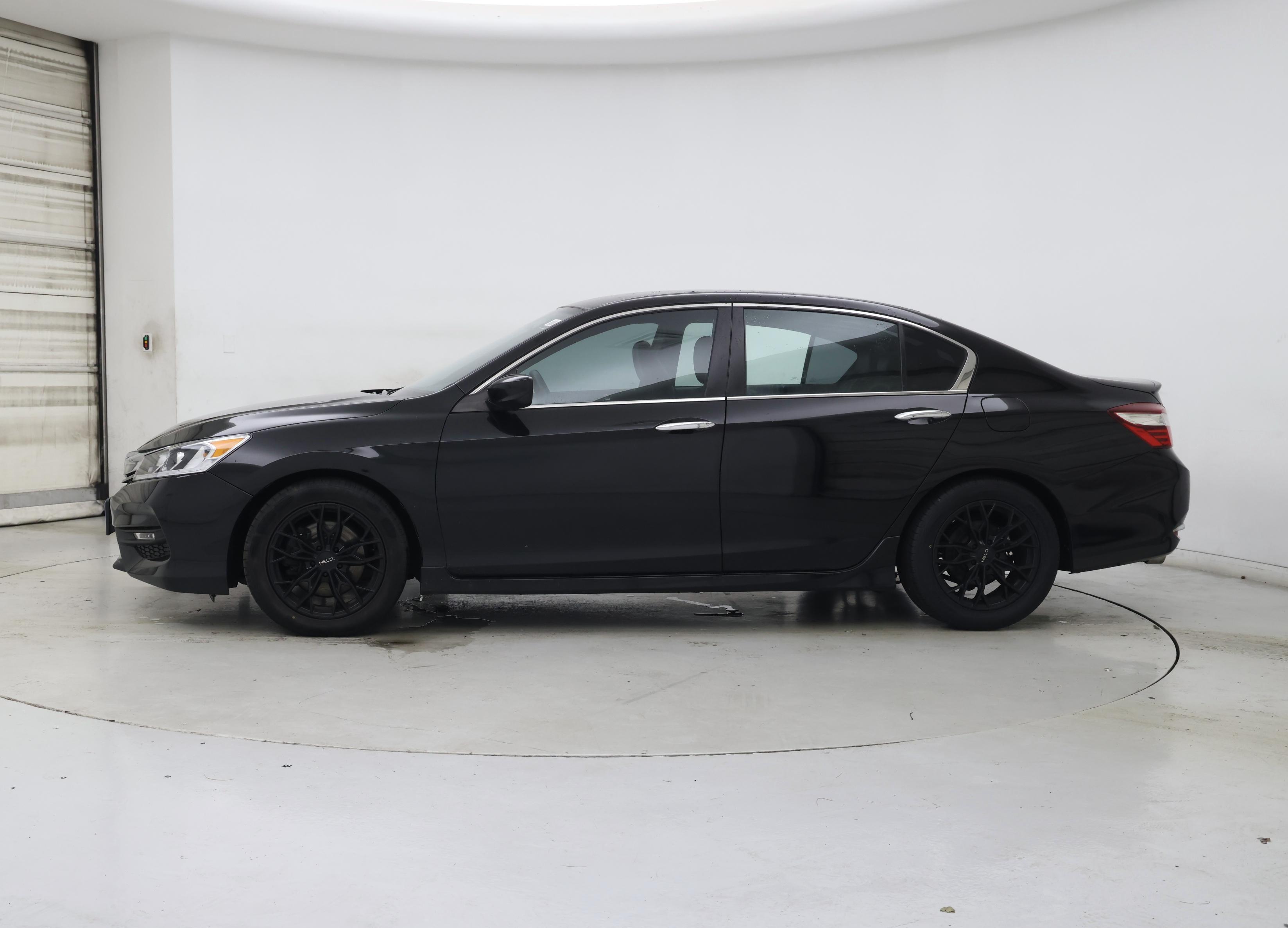 Thumbnail: 2016 Honda Accord - 3