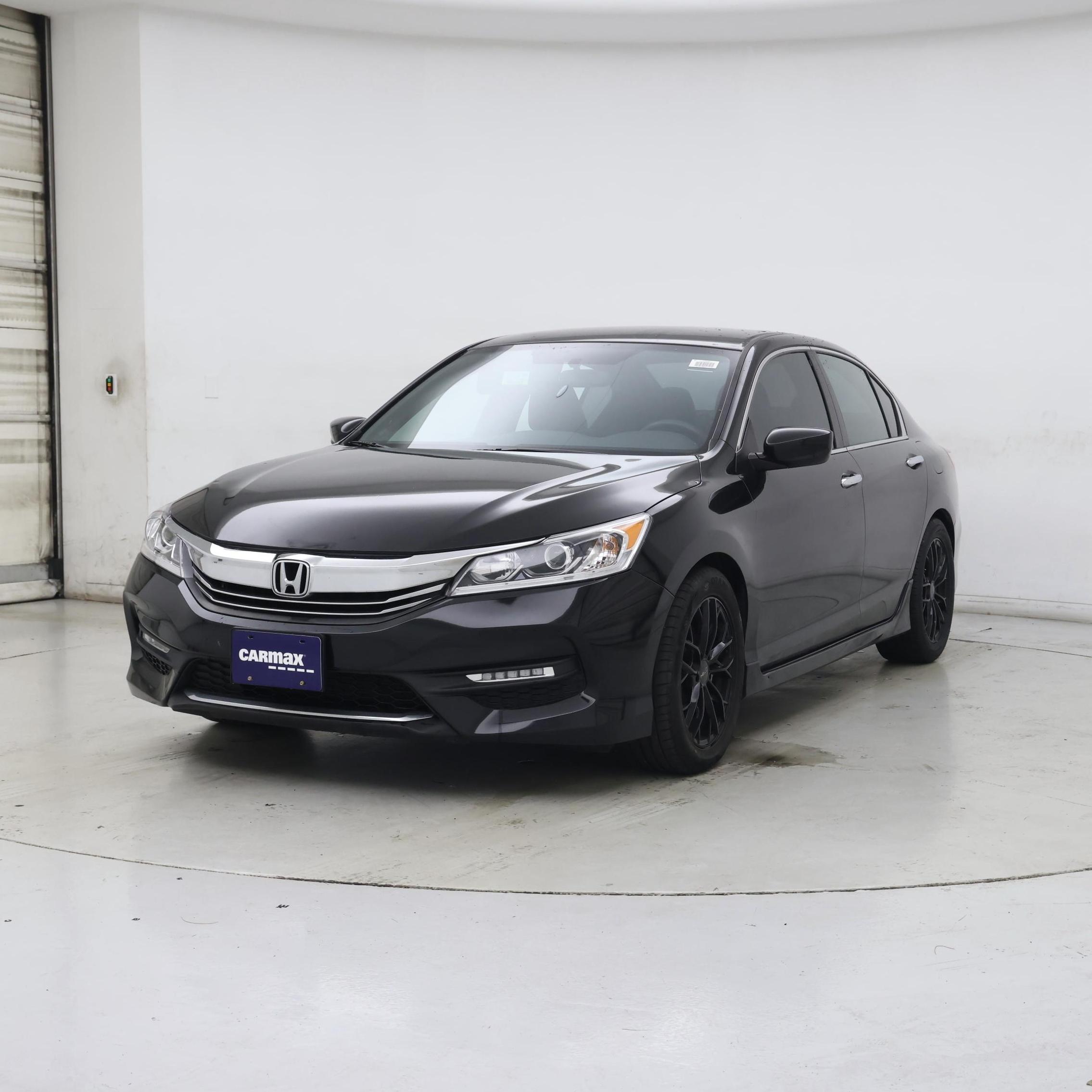 Thumbnail: 2016 Honda Accord - 4