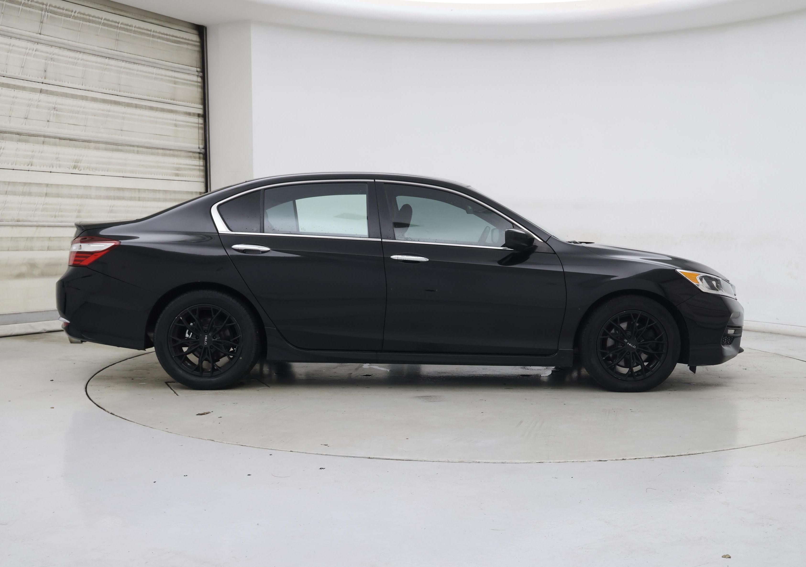 Thumbnail: 2016 Honda Accord - 7