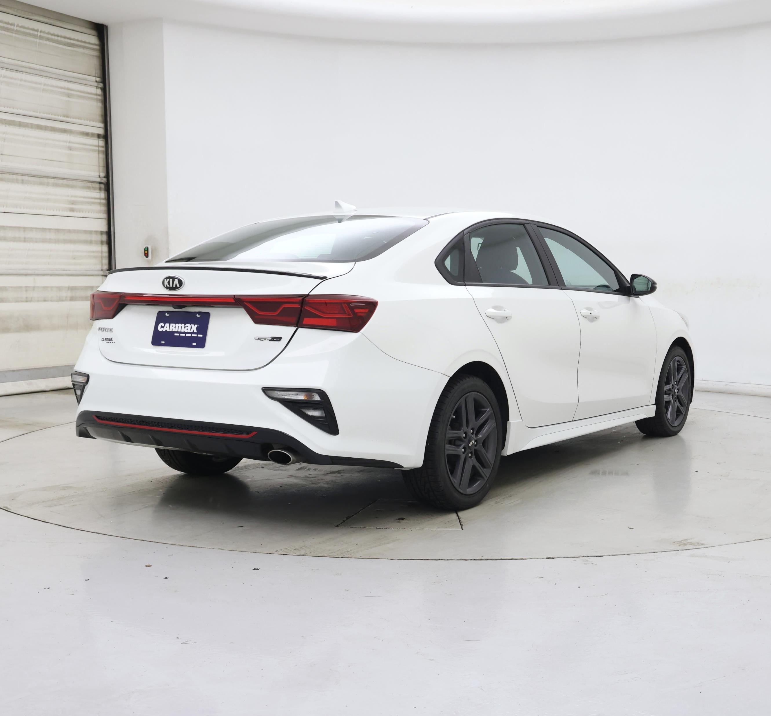 Thumbnail: 2021 Kia Forte - 8