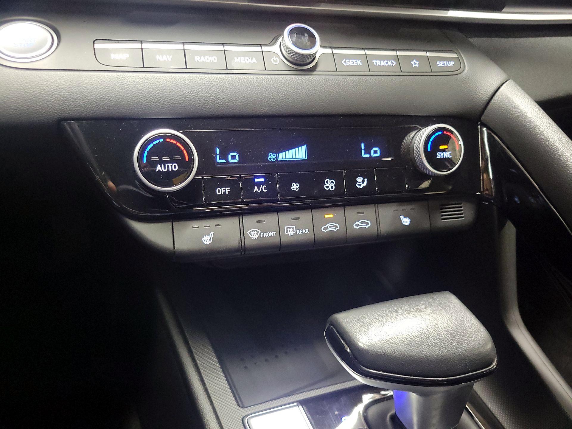 Thumbnail: 2023 Hyundai Elantra - 16