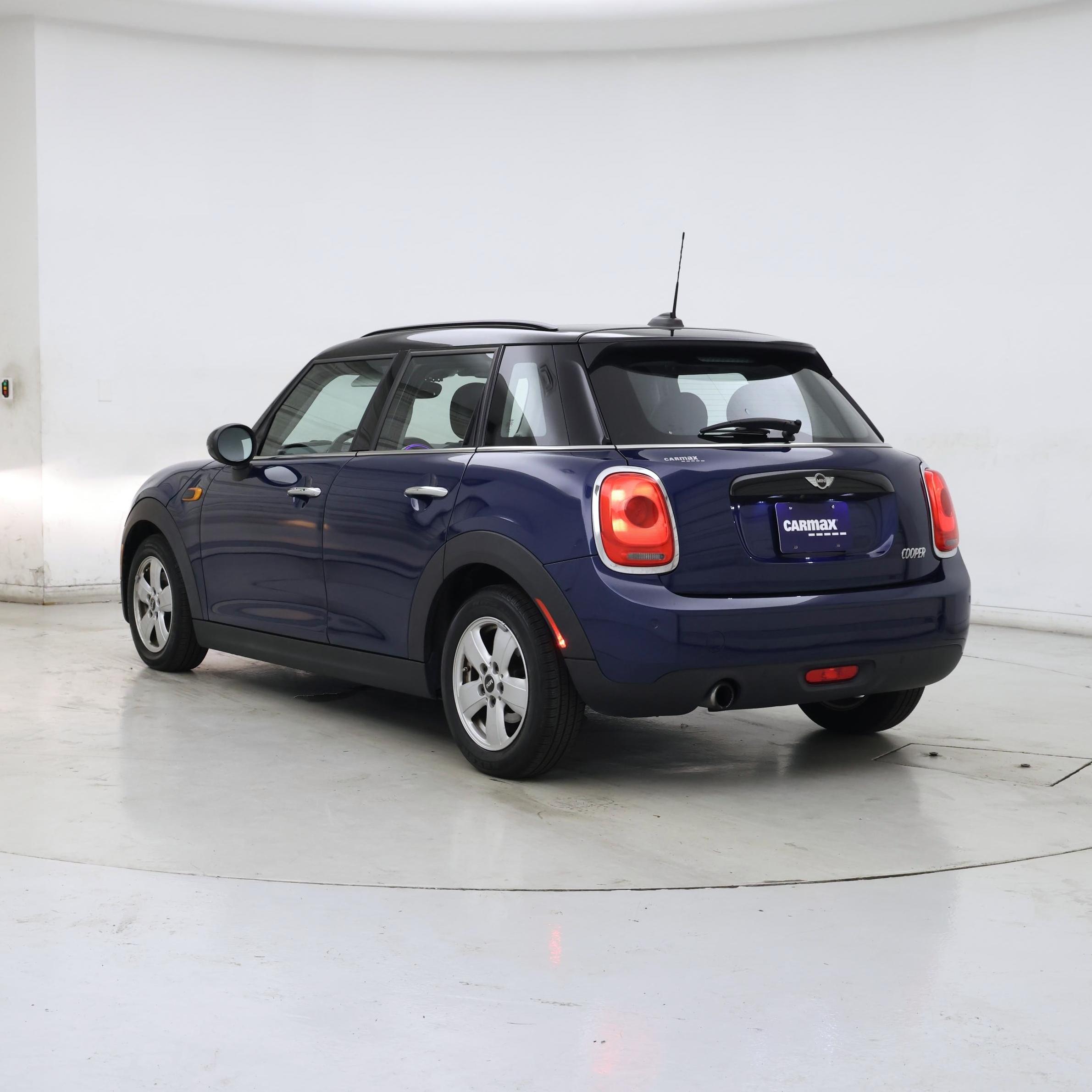 Thumbnail: 2018 MINI Cooper Hardtop - 2