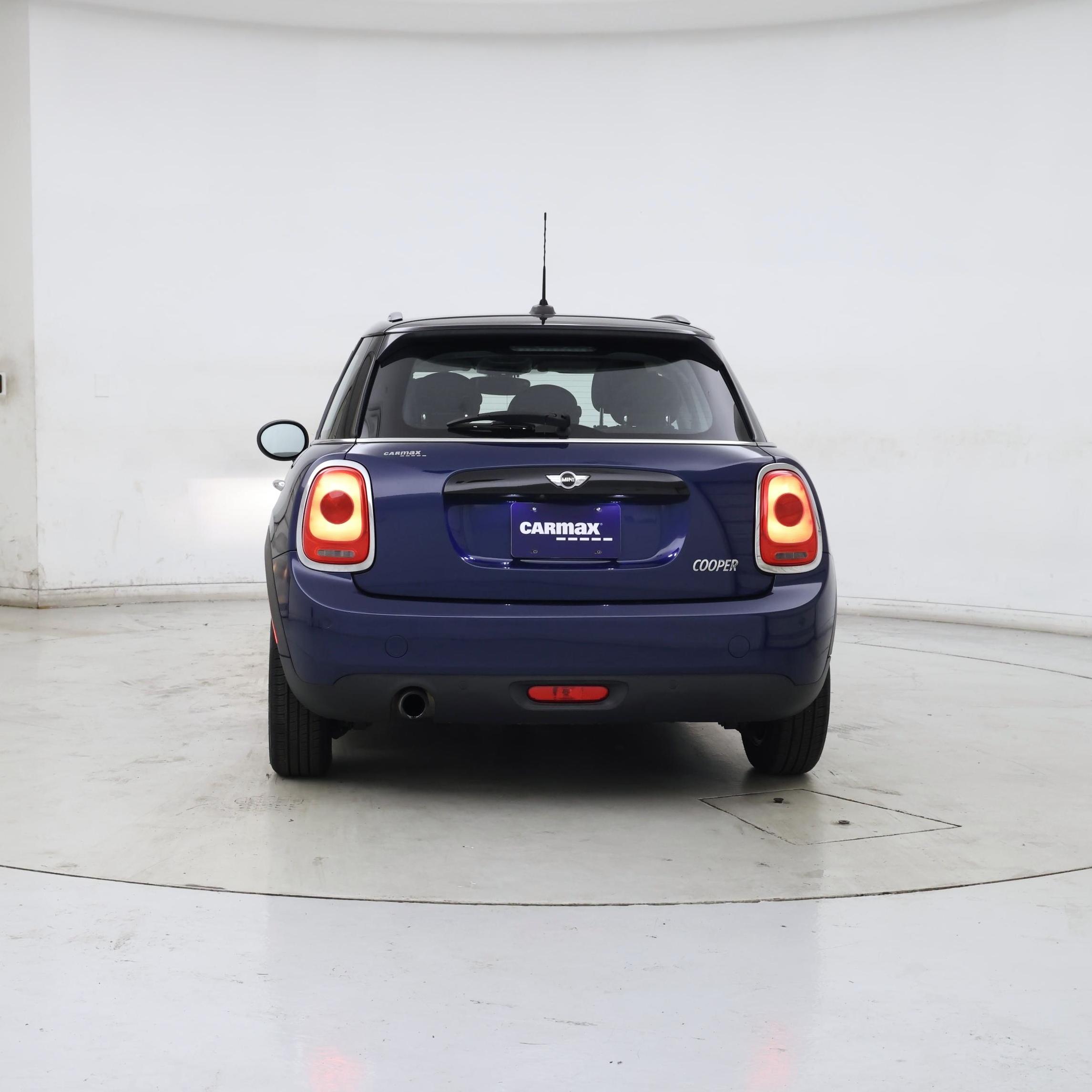 Thumbnail: 2018 MINI Cooper Hardtop - 6