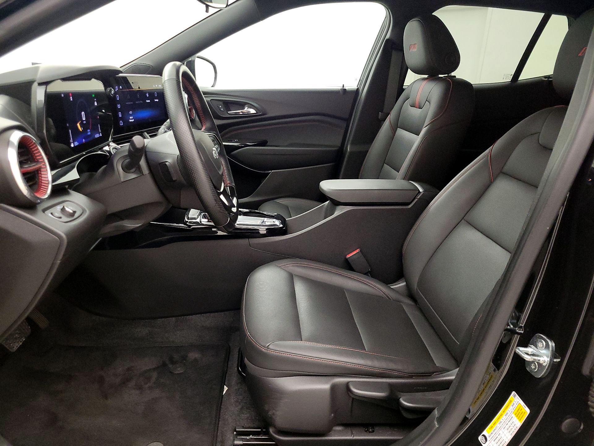 Thumbnail: 2024 Chevrolet Trax - 11