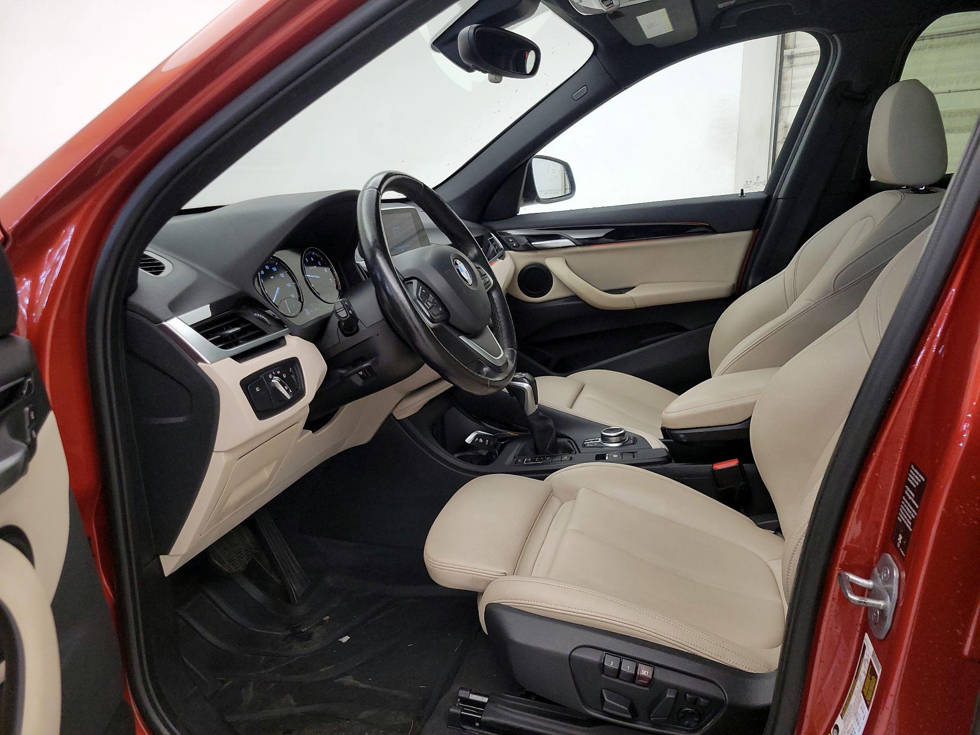 Thumbnail: 2019 BMW X1 - 11