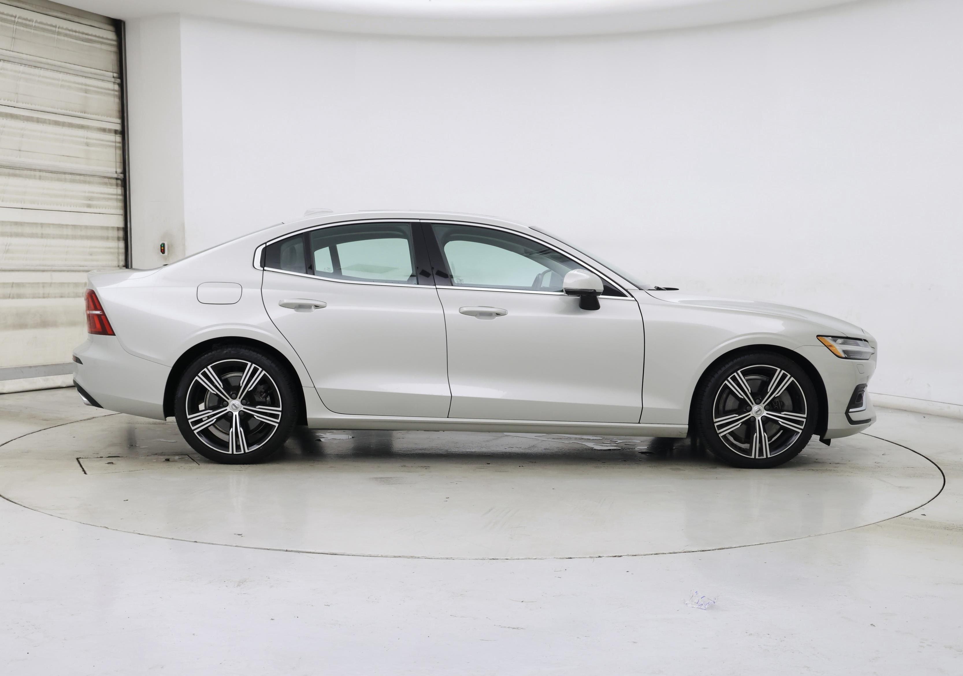 Thumbnail: 2019 Volvo S60 - 7