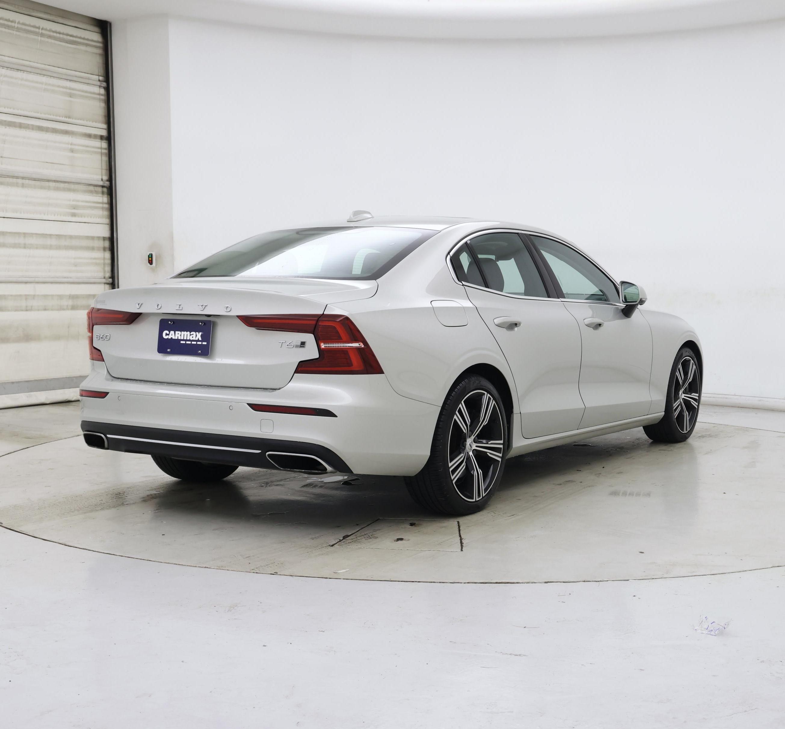 Thumbnail: 2019 Volvo S60 - 8
