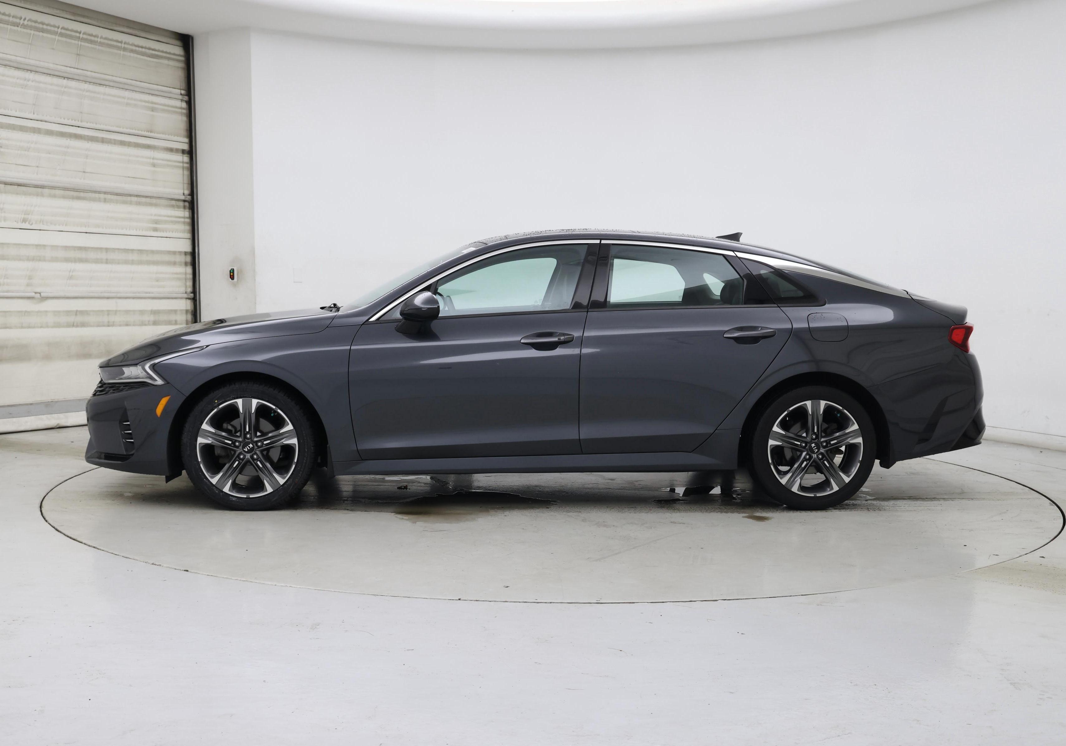 Thumbnail: 2021 Kia K5 - 3
