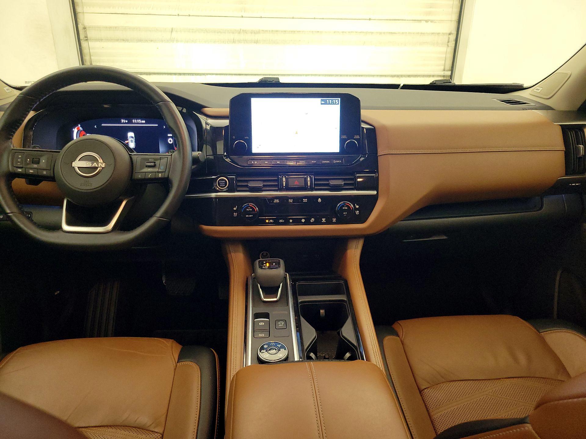Thumbnail: 2022 Nissan Pathfinder - 8