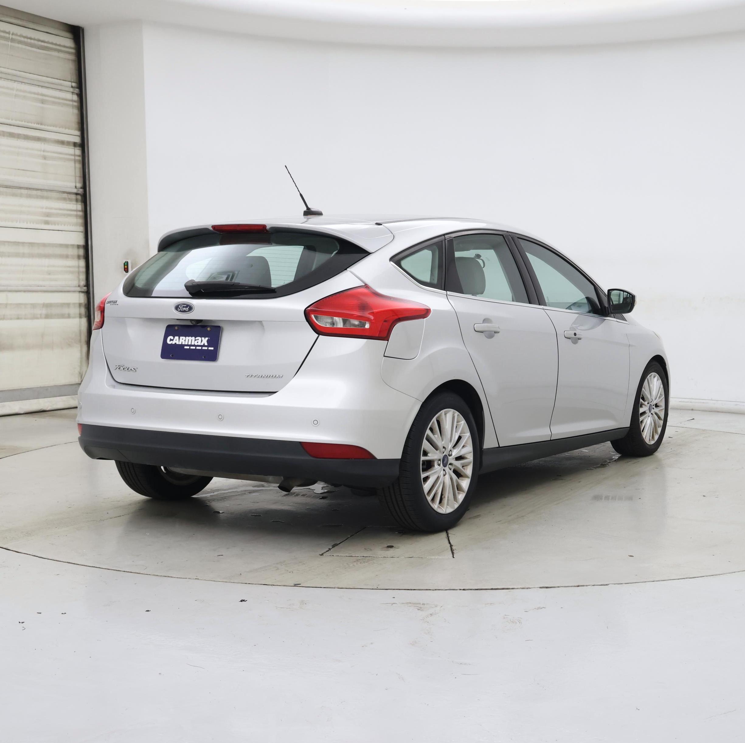 Thumbnail: 2018 Ford Focus - 8