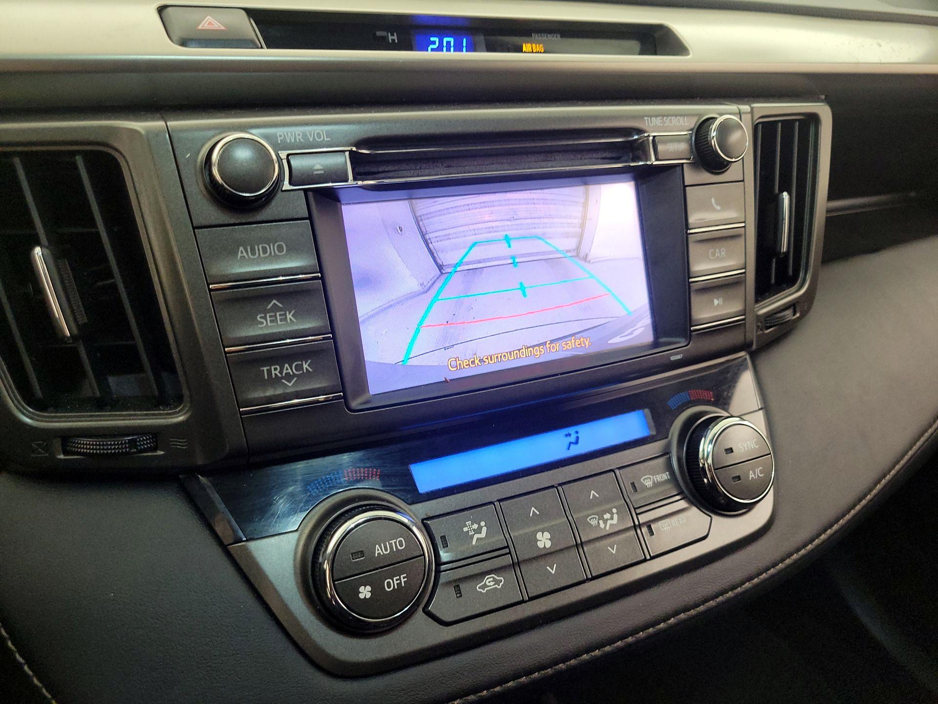 Thumbnail: 2013 Toyota RAV4 - 14