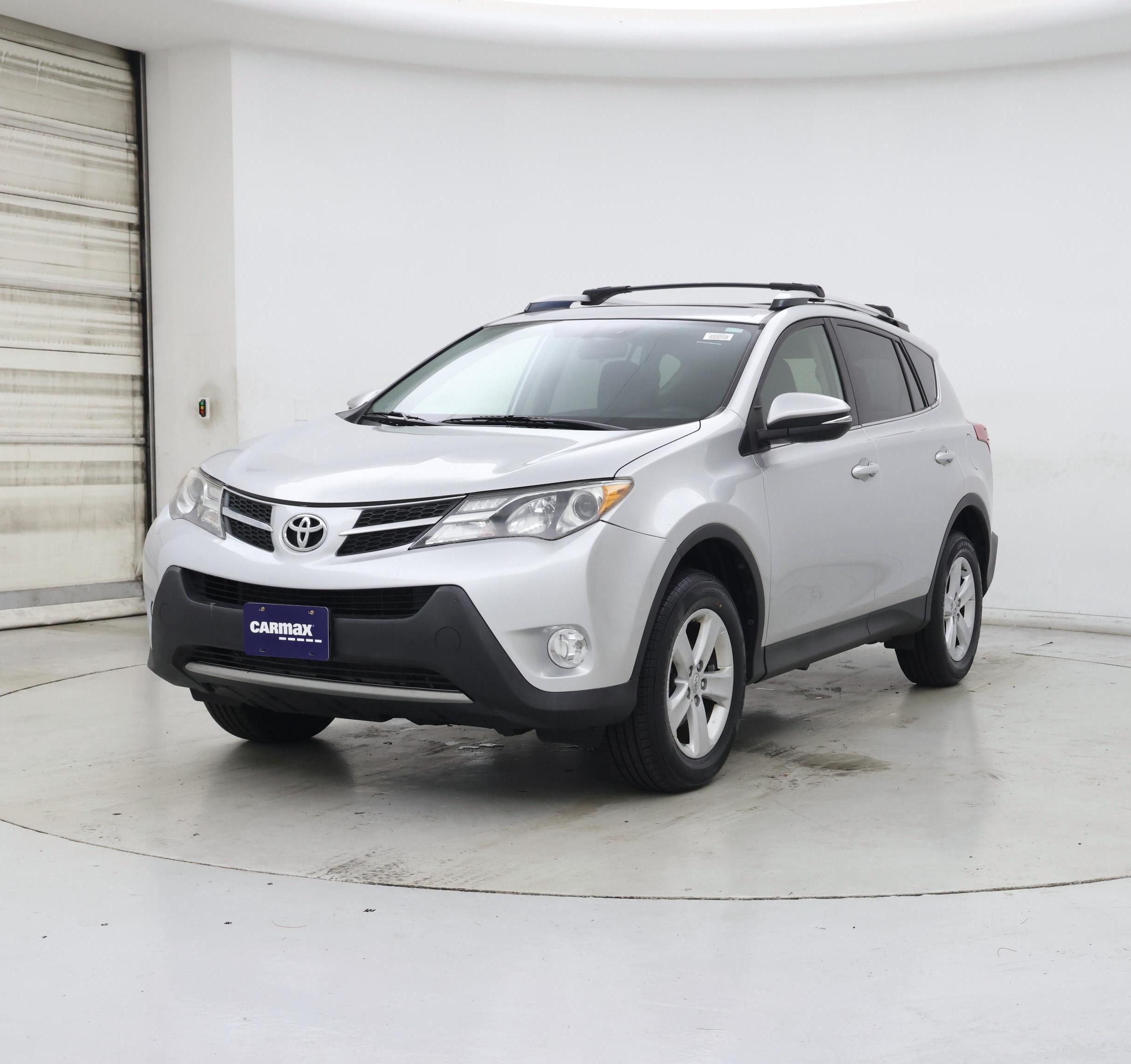 Thumbnail: 2013 Toyota RAV4 - 4