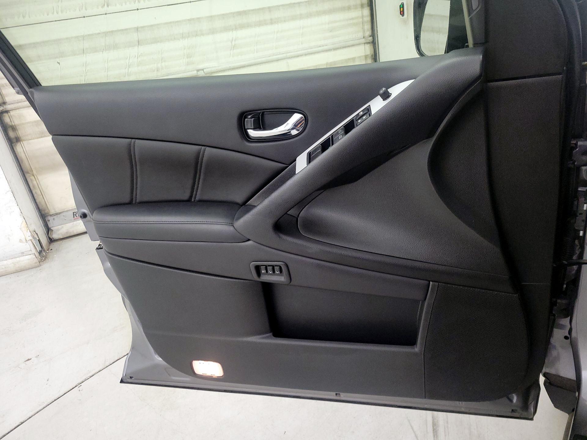 Thumbnail: 2014 Nissan Murano - 12