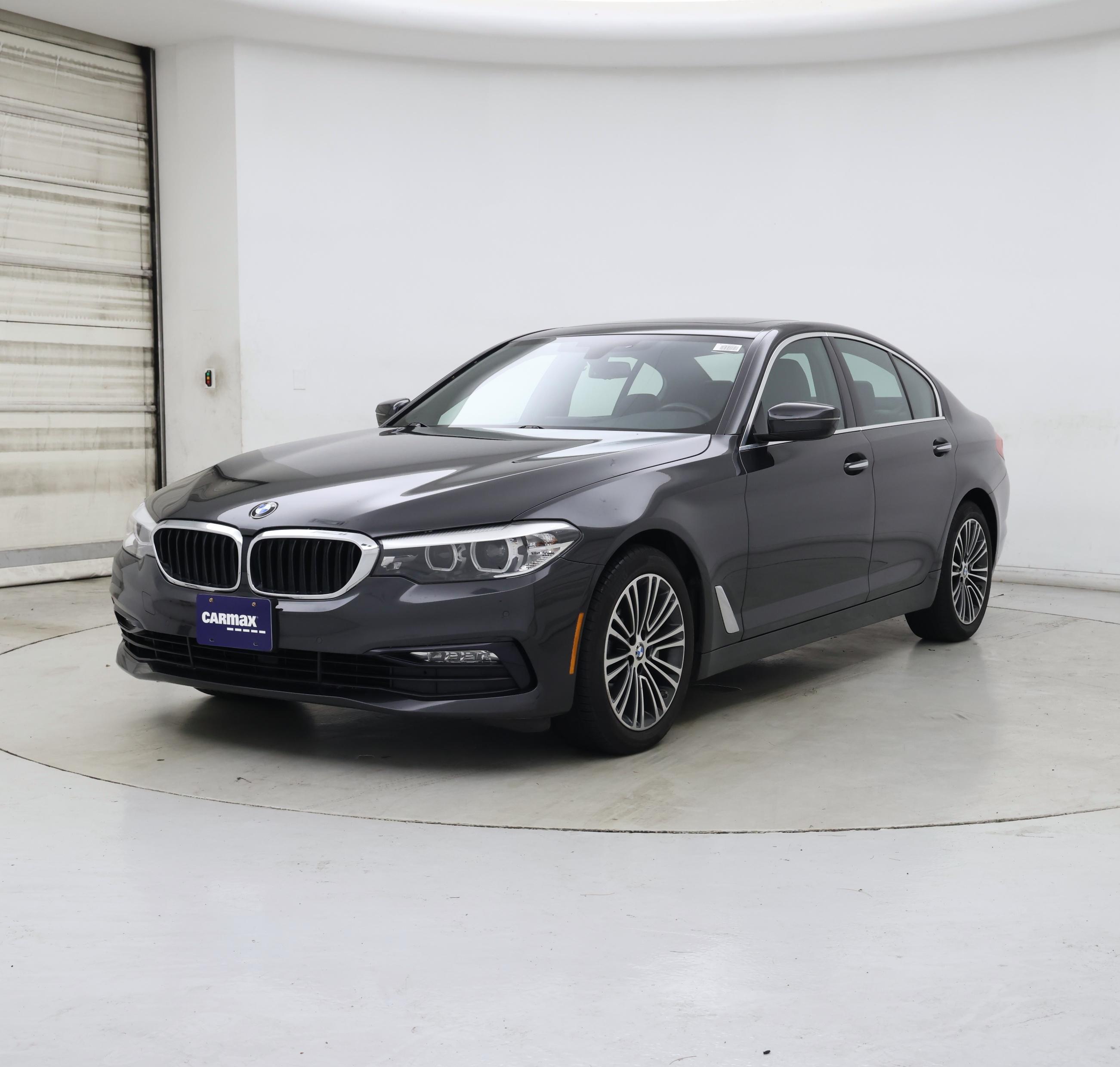 Thumbnail: 2018 BMW 5 Series - 4