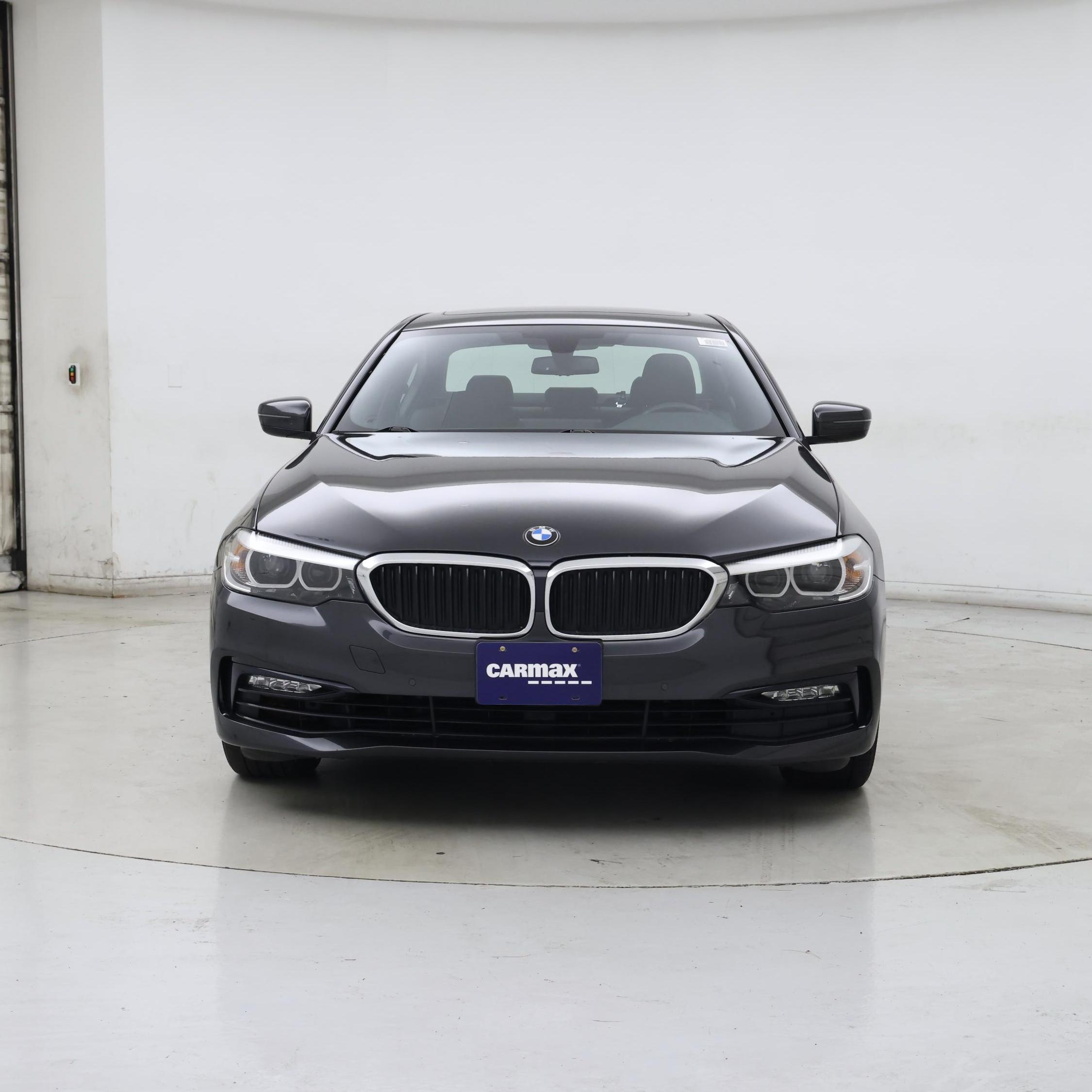Thumbnail: 2018 BMW 5 Series - 5