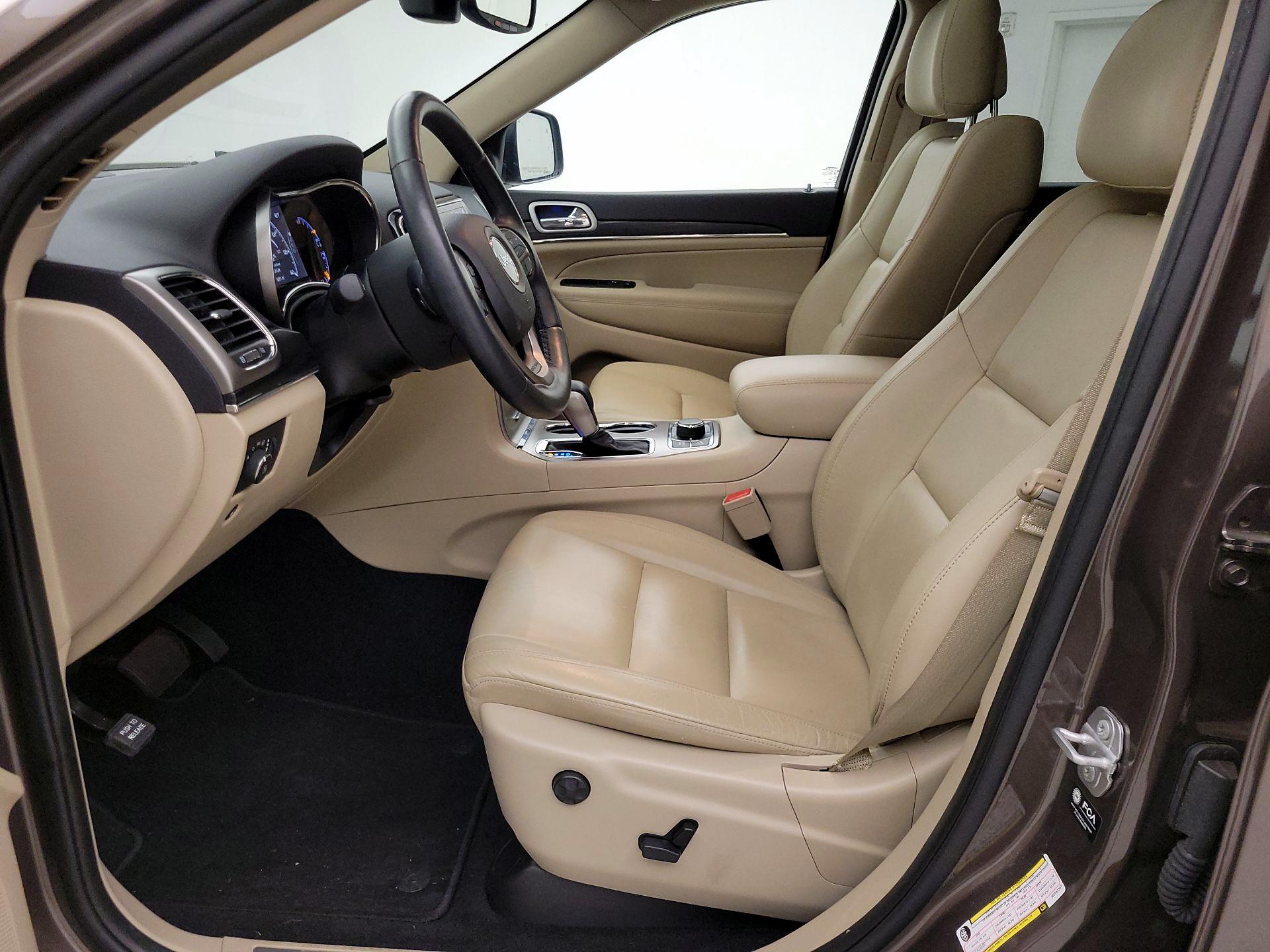 Thumbnail: 2021 Jeep Grand Cherokee - 11