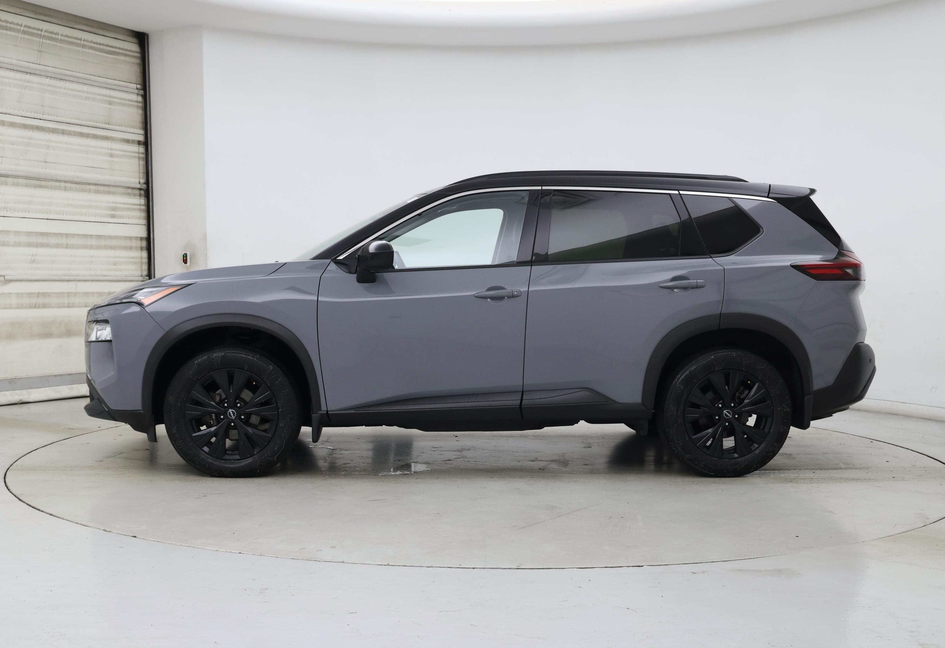 Thumbnail: 2023 Nissan Rogue - 3