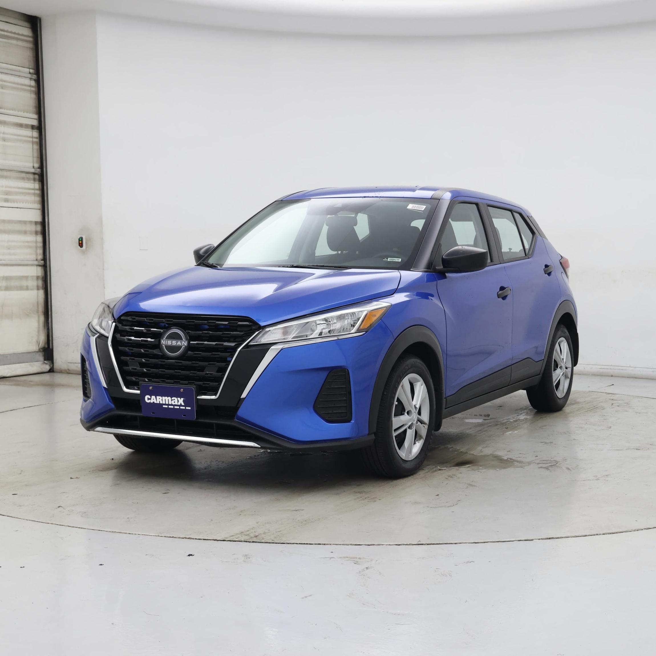 Thumbnail: 2022 Nissan Kicks - 4