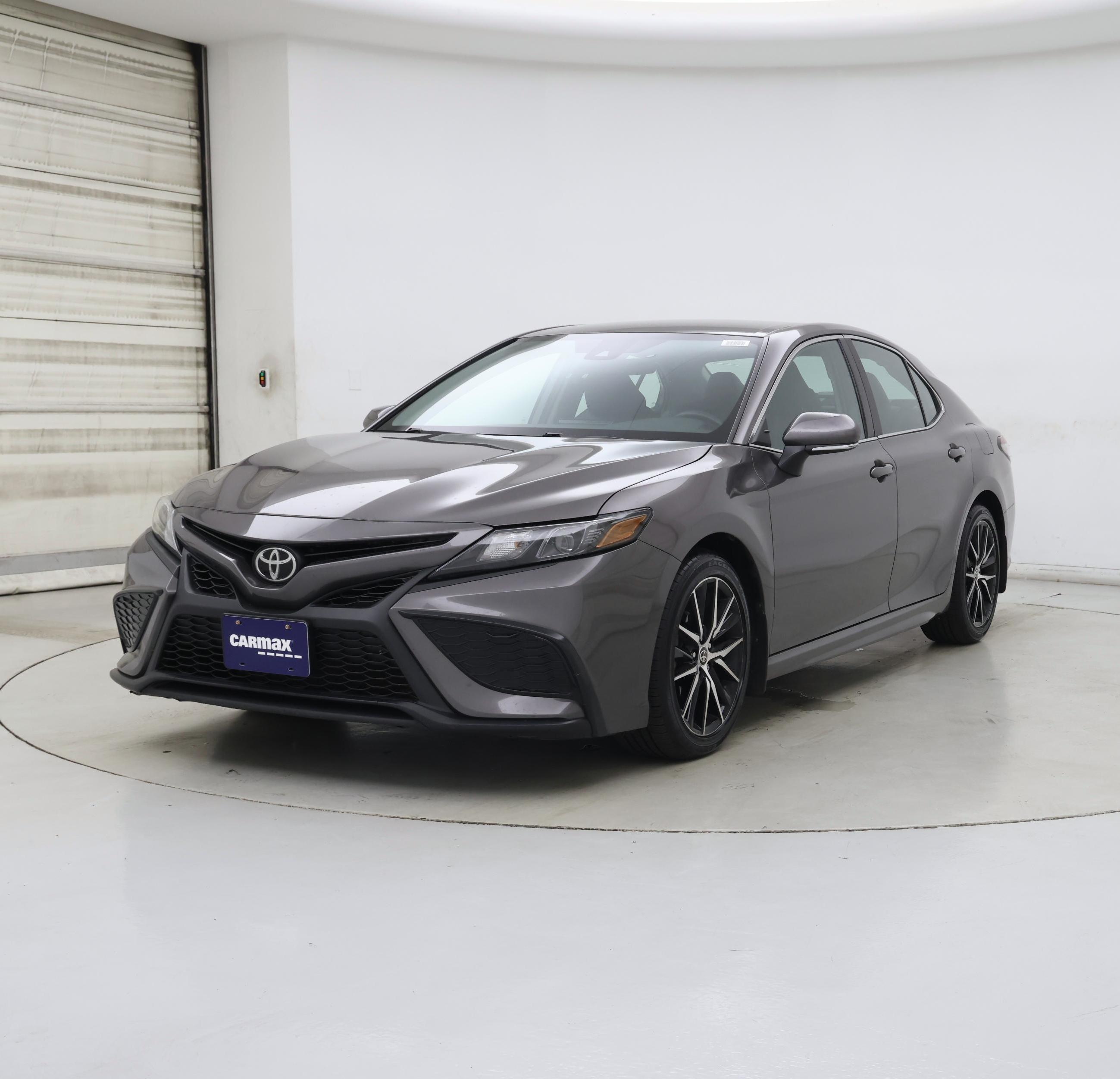 Thumbnail: 2021 Toyota Camry - 4
