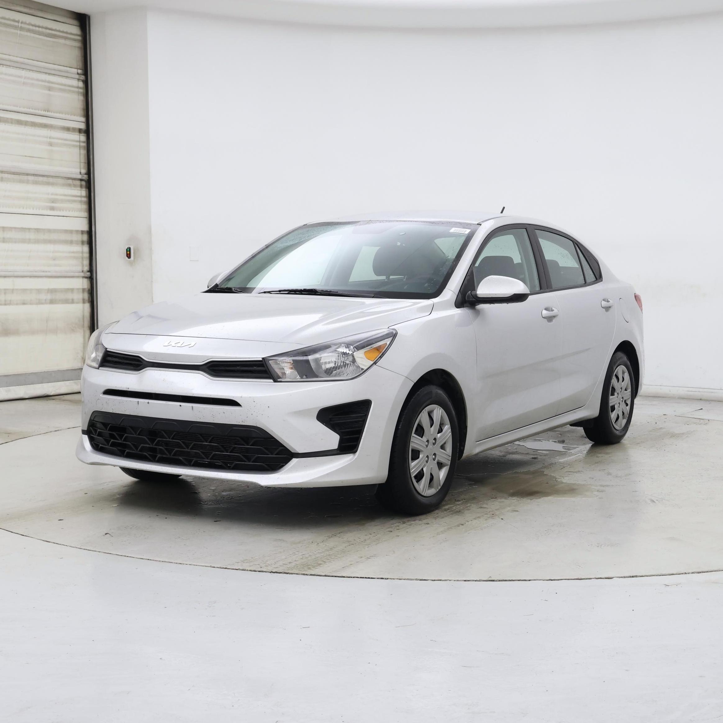 Thumbnail: 2022 Kia Rio - 4