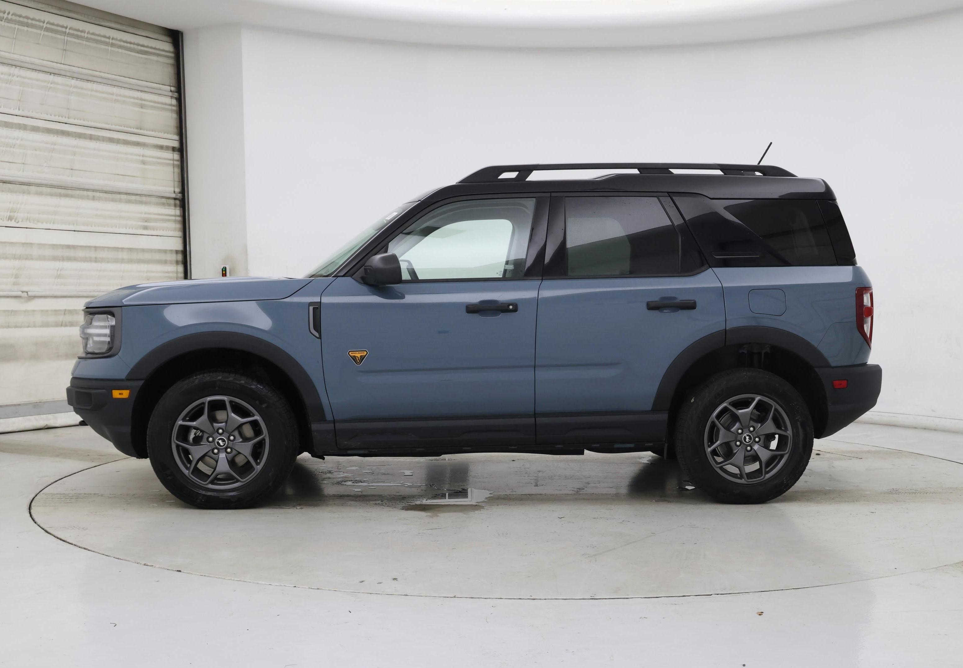 Thumbnail: 2021 Ford Bronco Sport - 3
